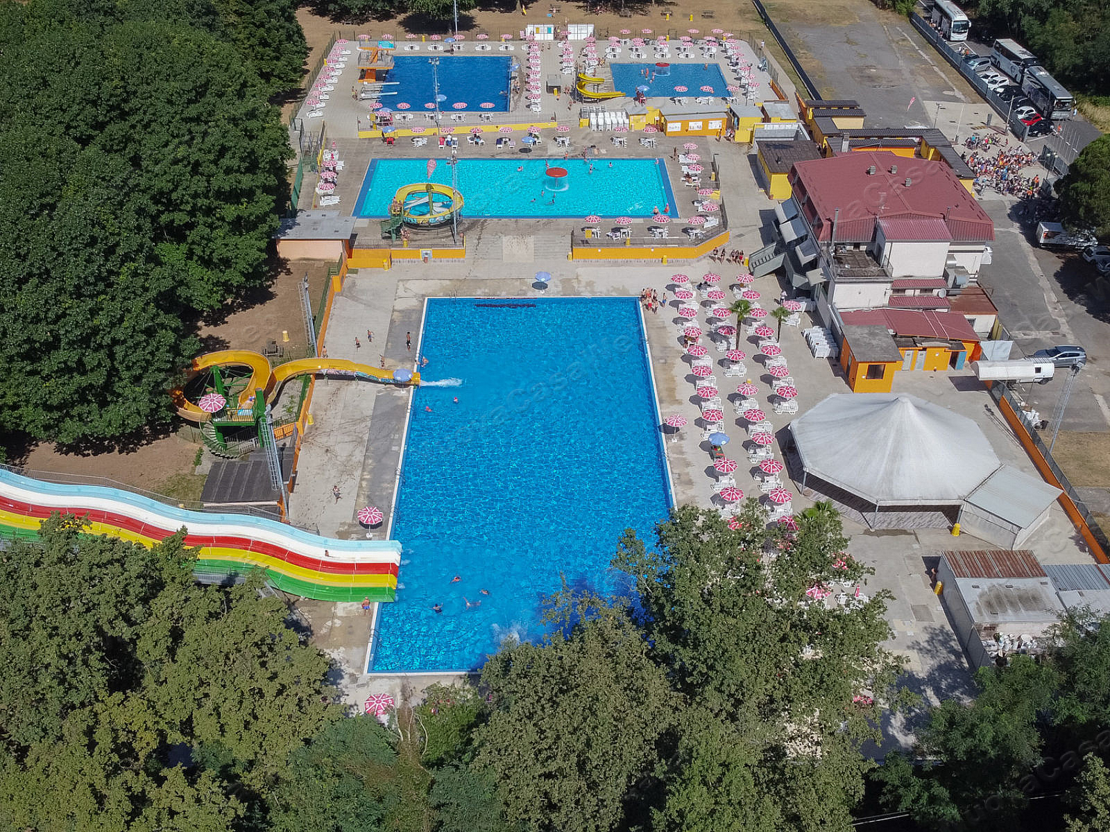 Immagine 13 di Attività commerciale in vendita  in Via del Laghetto 6 a Limbiate