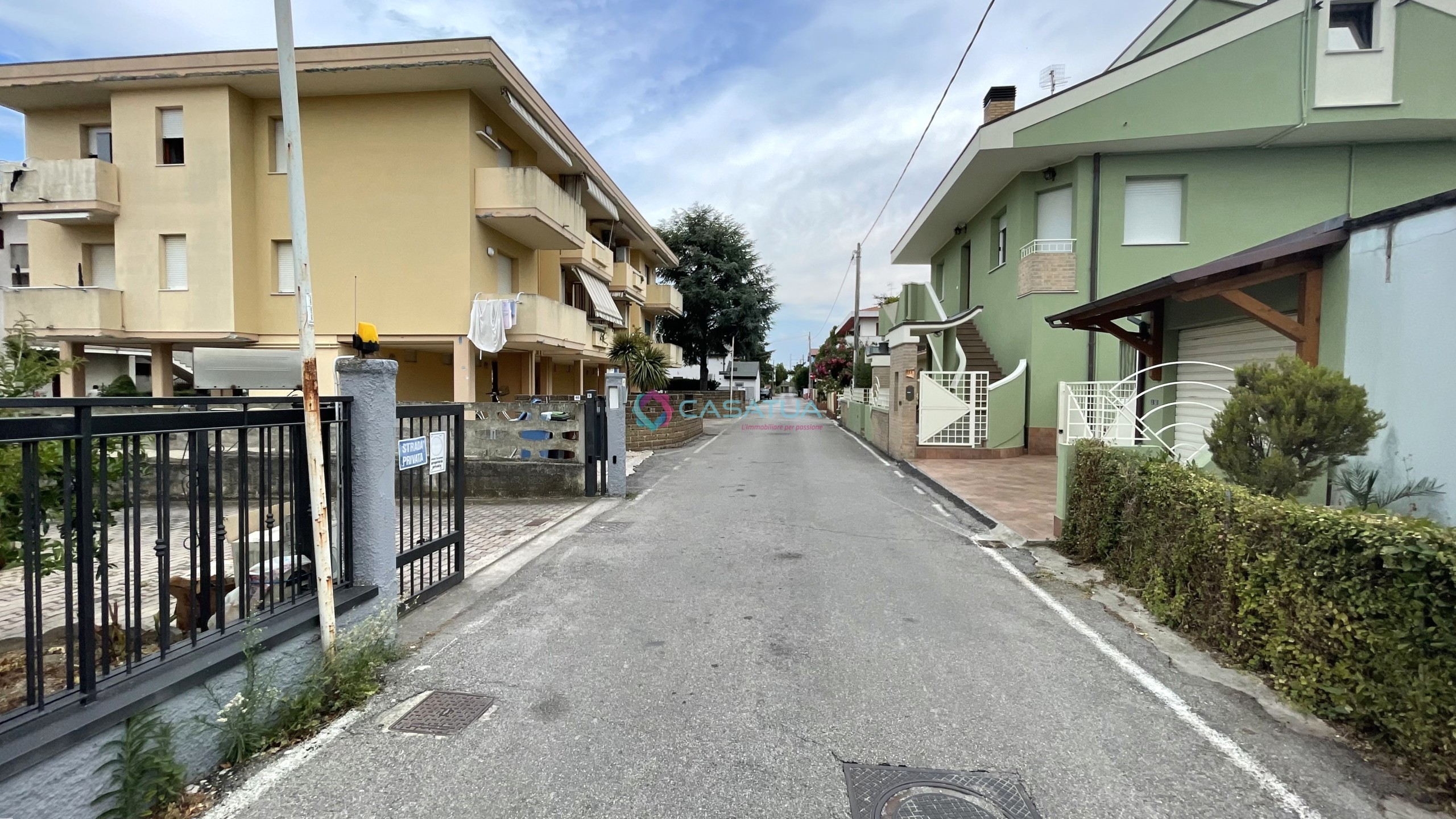 Immagine 30 di Trilocale in vendita  a Pineto