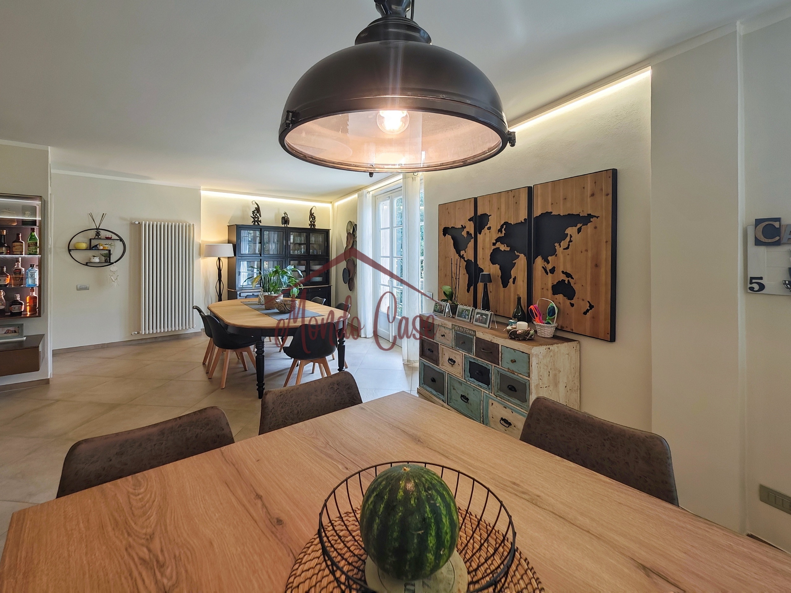 Immagine 17 di Attico in vendita  in Via Bertoloni 2 a Sarzana