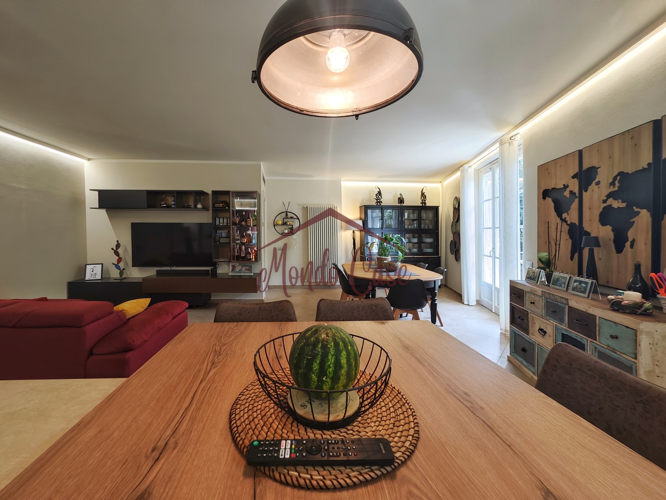 Immagine 18 di Attico in vendita  in Via Bertoloni 2 a Sarzana