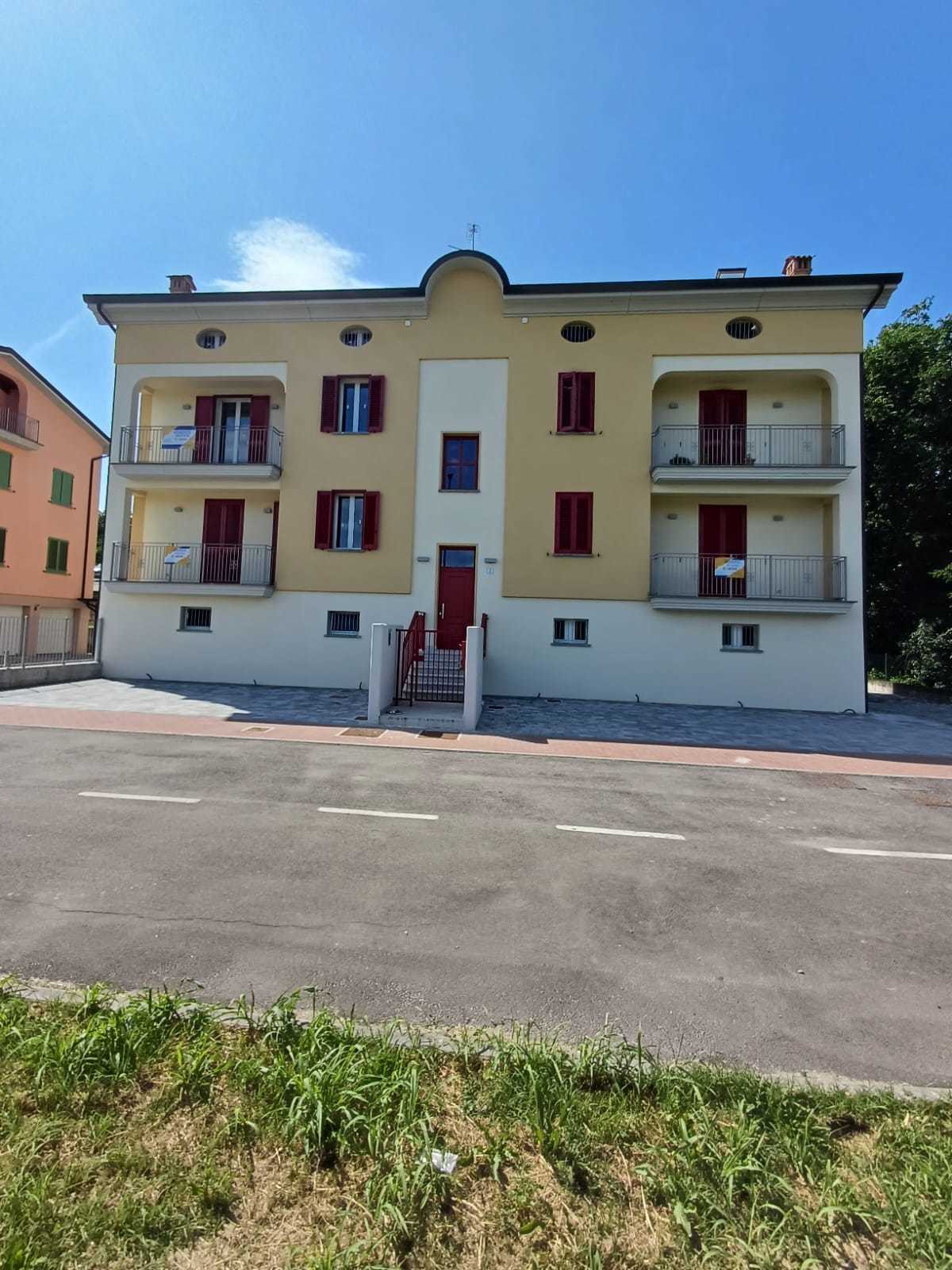 Immagine 2 di Trilocale in vendita  a Medesano