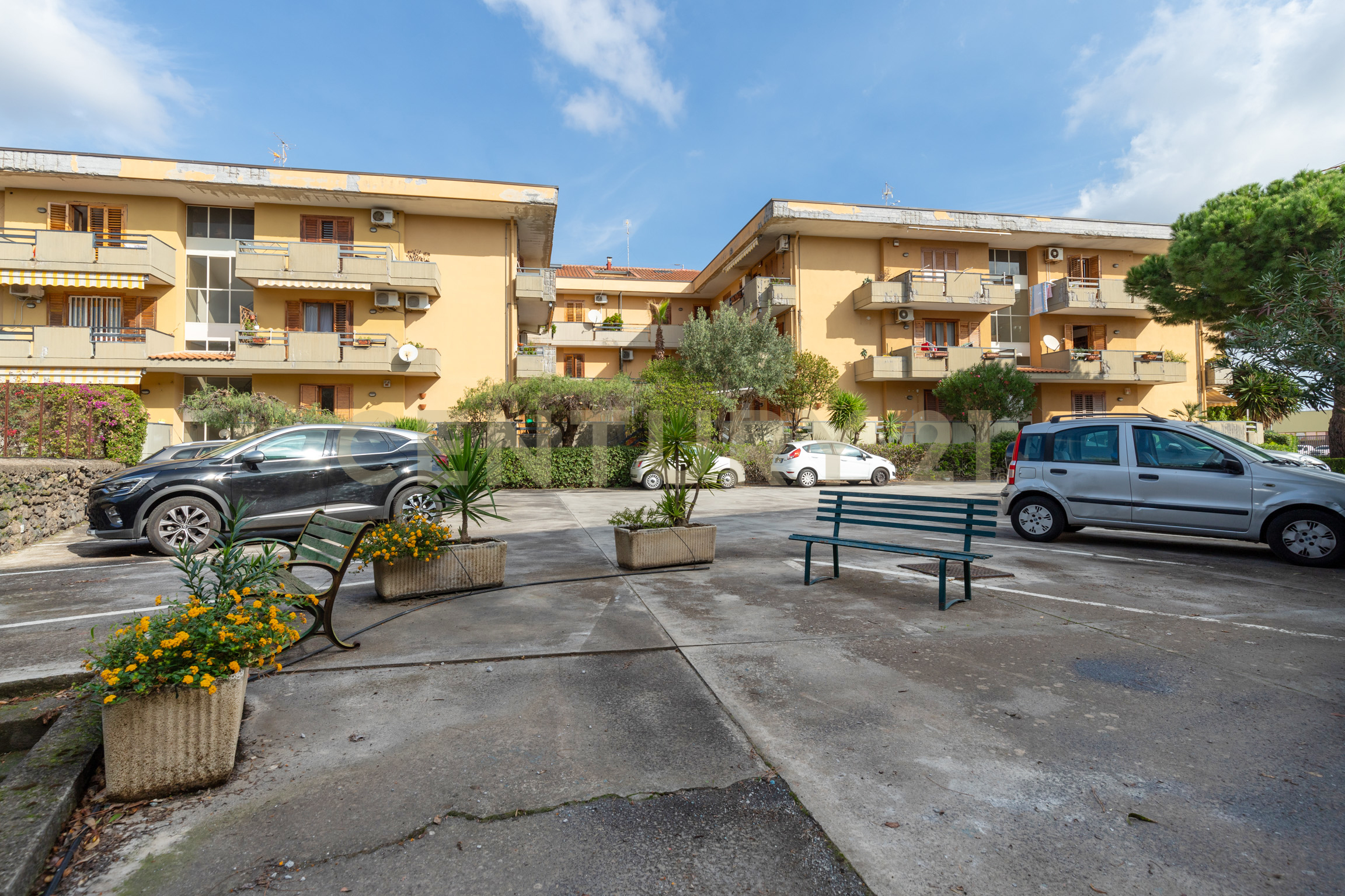 Immagine 6 di Appartamento in vendita  in Via Giovanni Guglielmino 74 a Tremestieri Etneo