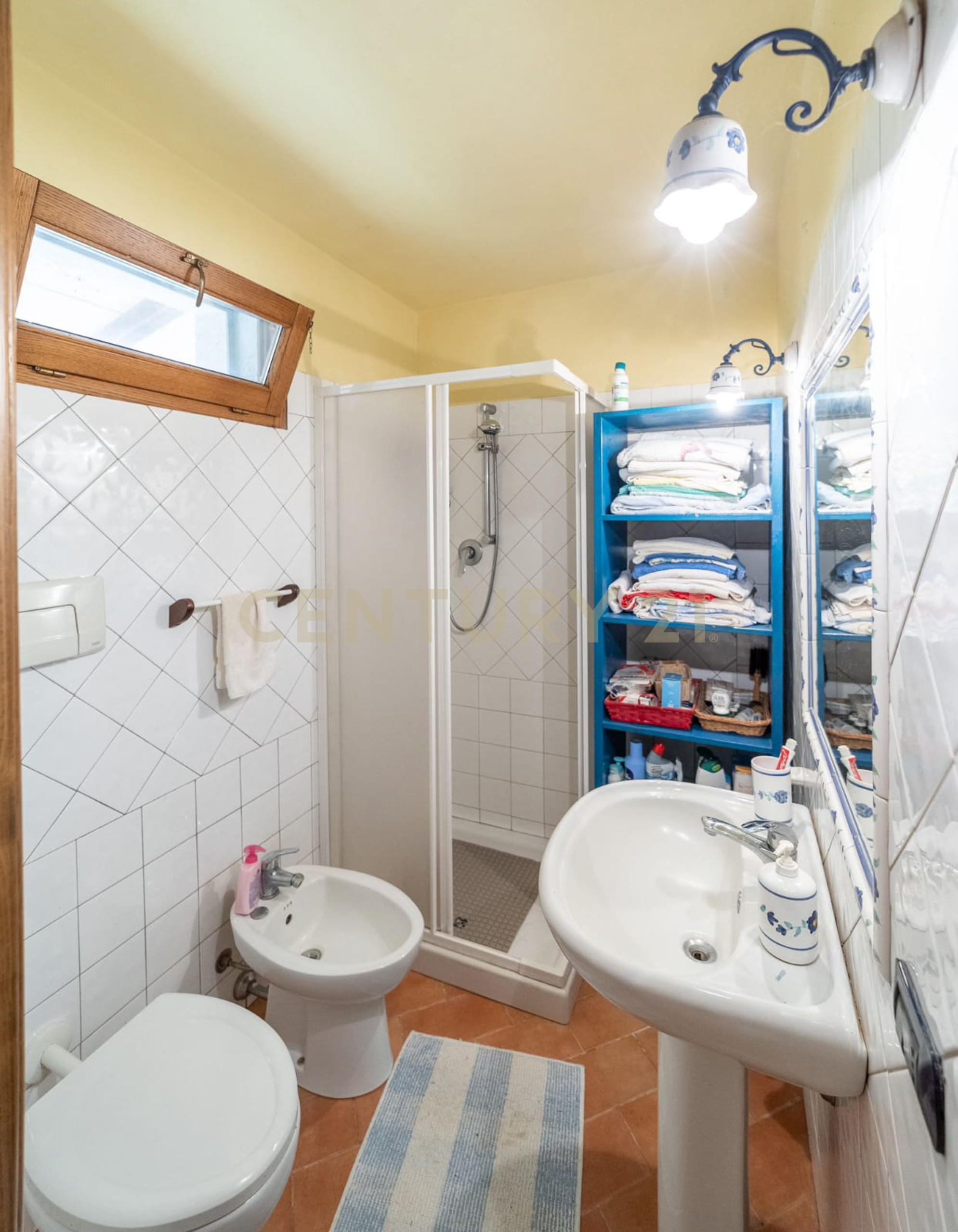 Immagine 23 di Villa in vendita  in localtà poderi di montemerano snc a Manciano