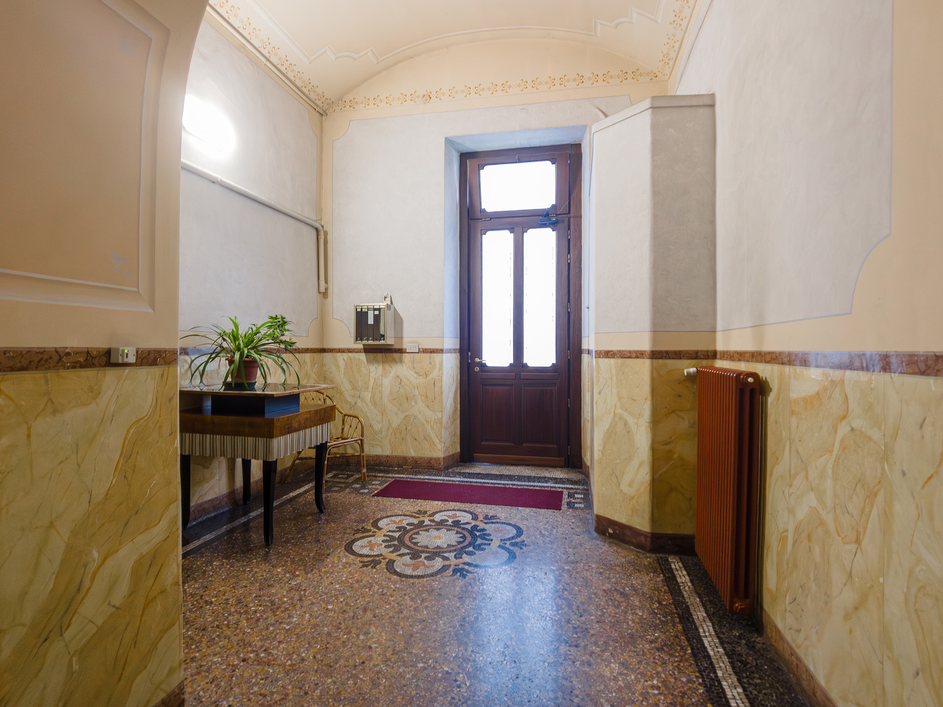 Immagine 28 di Pentalocale in vendita  in Corso Re Umberto a Torino