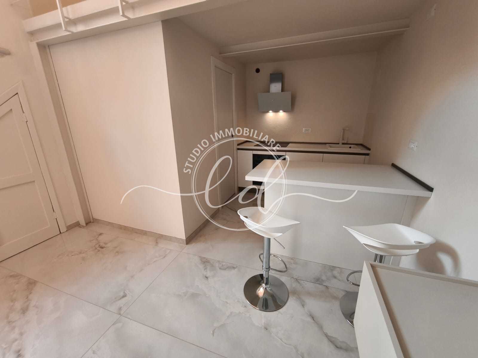 Immagine 8 di Appartamento in affitto  a Pietrasanta