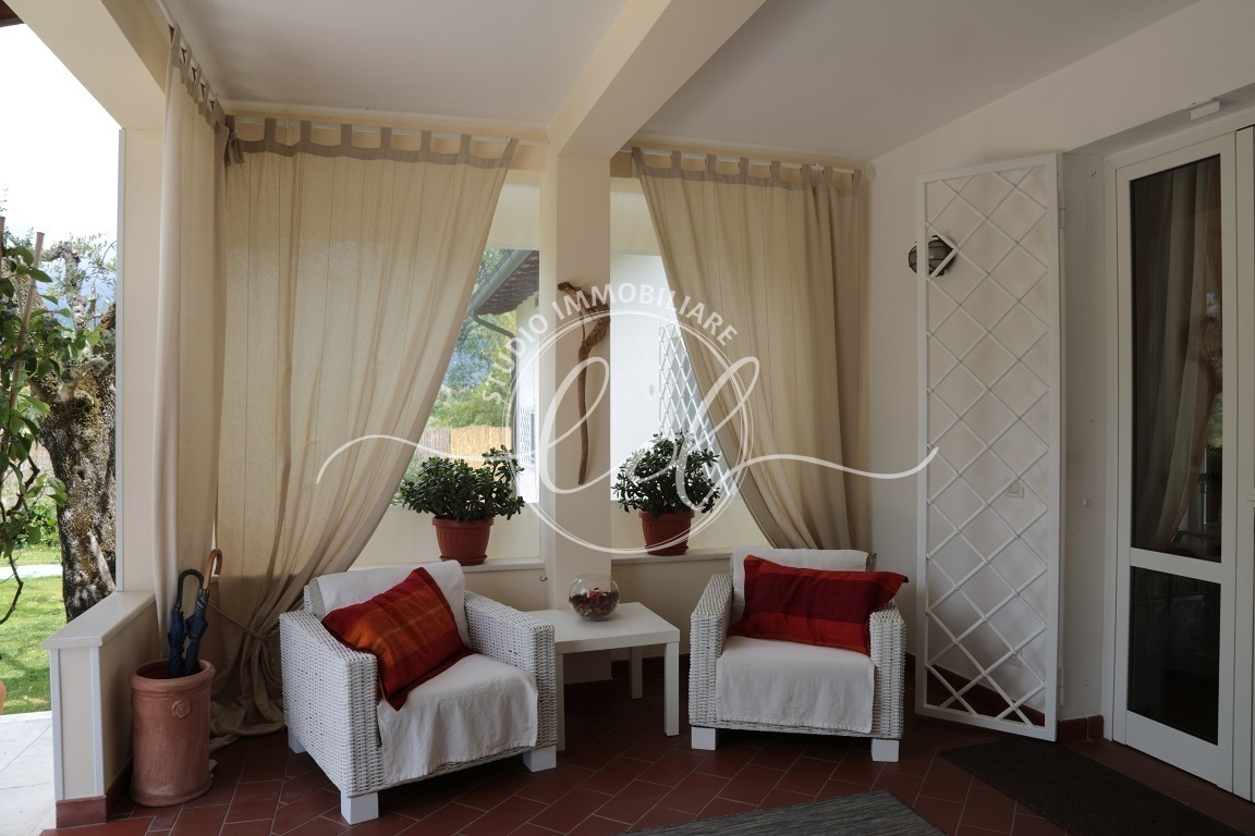 Immagine 12 di Casa indipendente in affitto  a Forte Dei Marmi