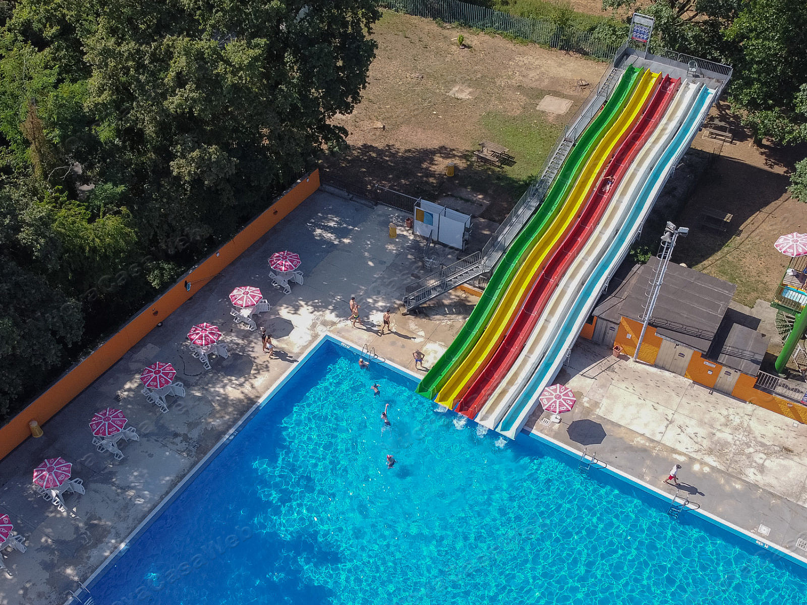 Immagine 10 di Attività commerciale in vendita  in Via del Laghetto 6 a Limbiate