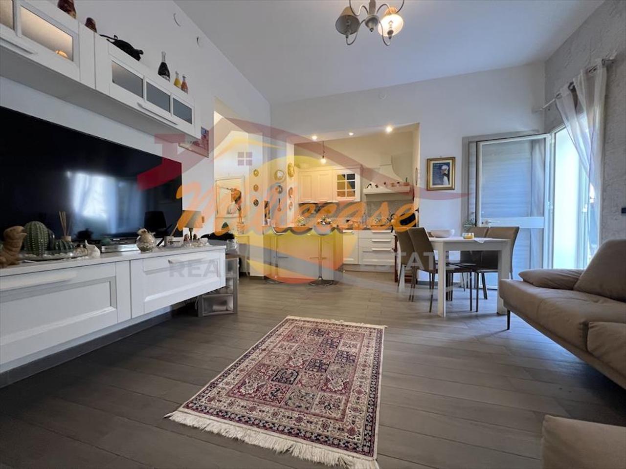 Immagine 8 di Appartamento in vendita  in Via Aidone a Siracusa