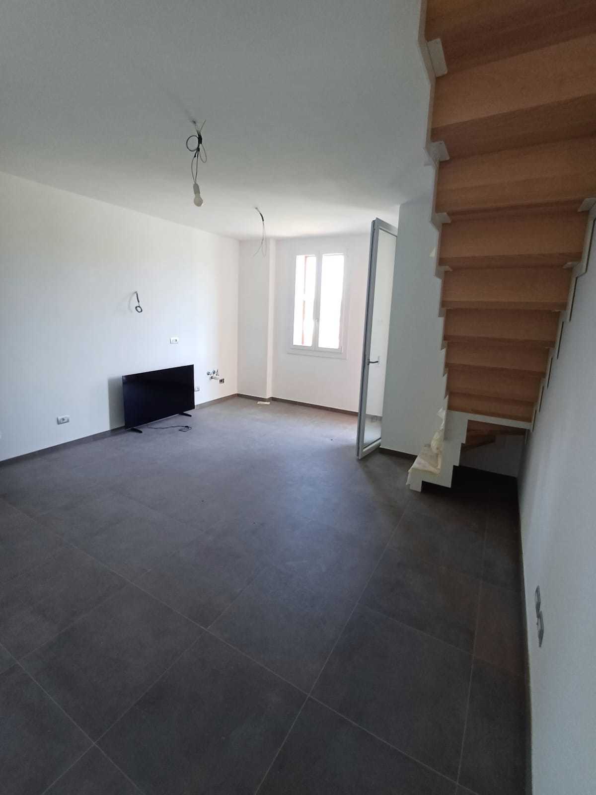 Immagine 21 di Trilocale in vendita  a Medesano