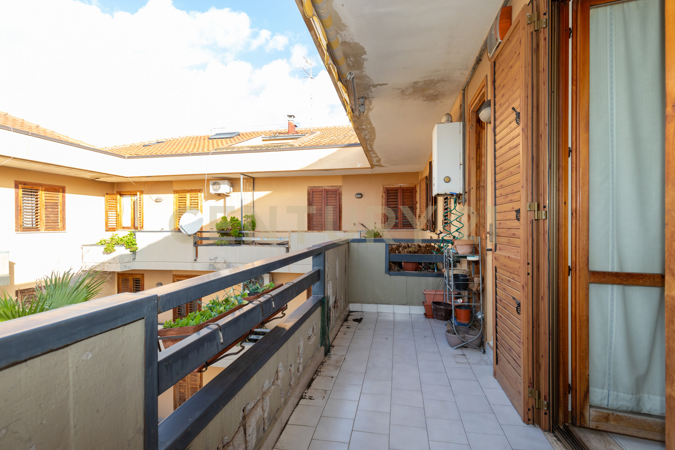 Immagine 48 di Appartamento in vendita  in Via Giovanni Guglielmino 74 a Tremestieri Etneo