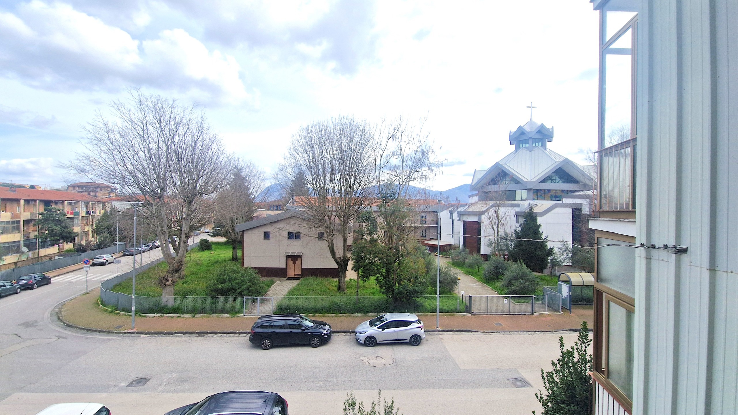 Immagine 29 di Trilocale in vendita  in Piazza Don Luigi Sturzo 4 a Avellino