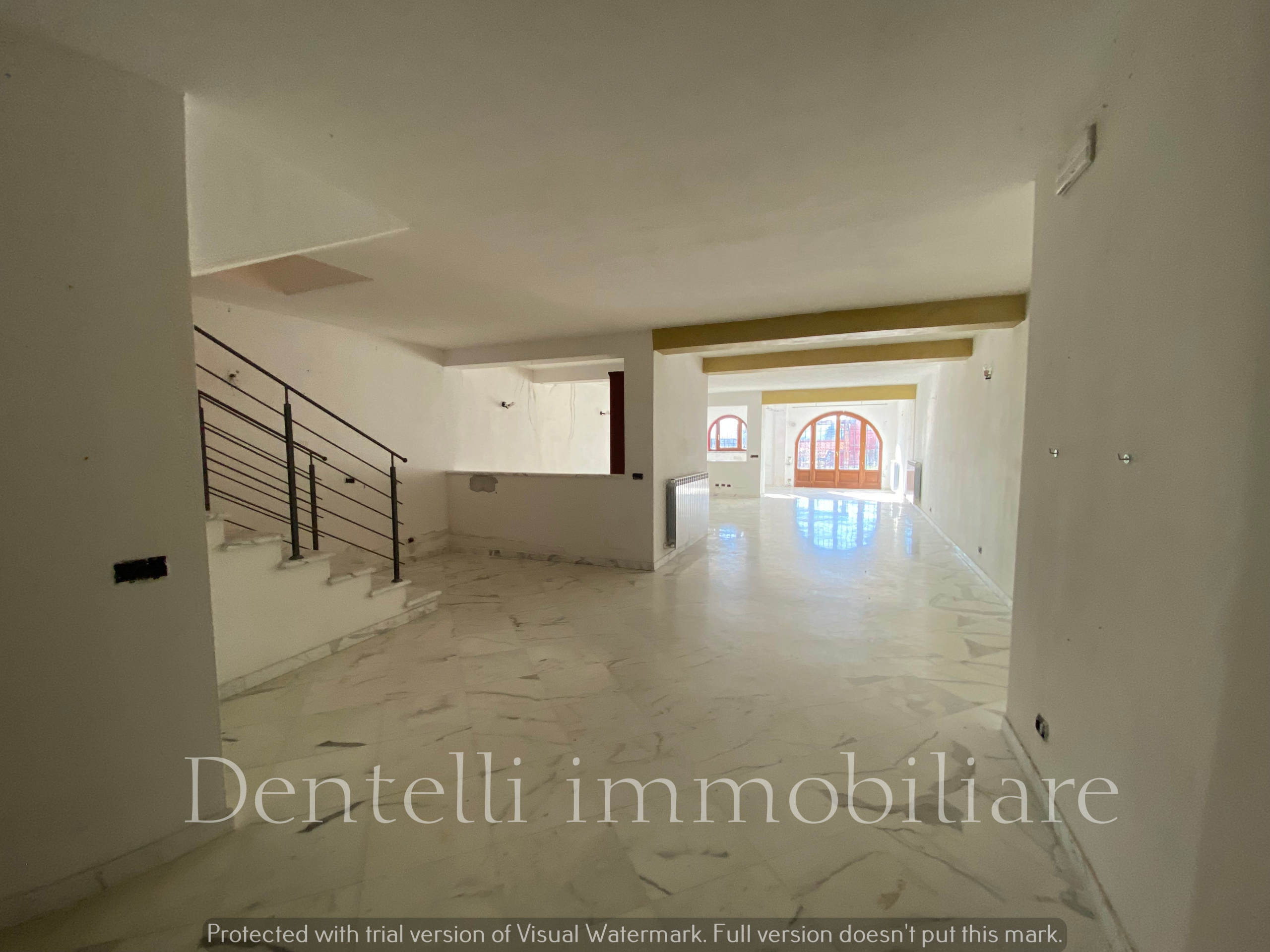 Immagine 13 di Terratetto in vendita  a Sarzana