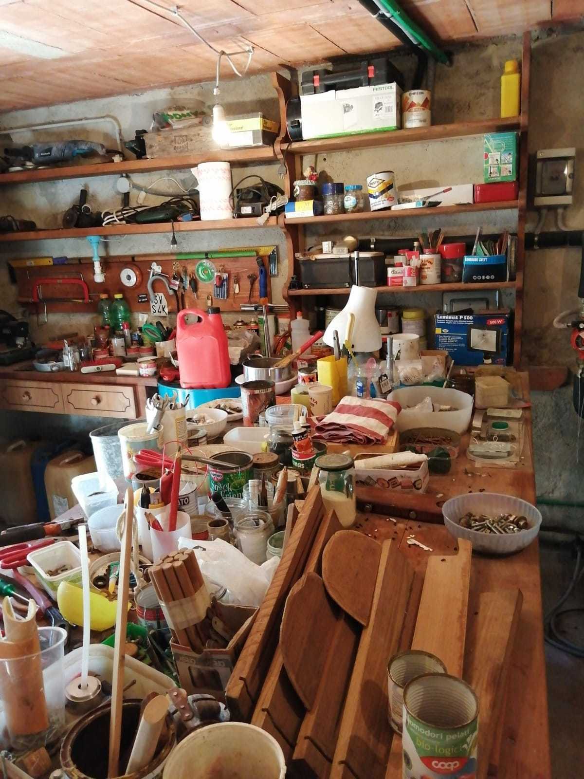 Immagine 68 di Porzione di casa in vendita  a Seravezza