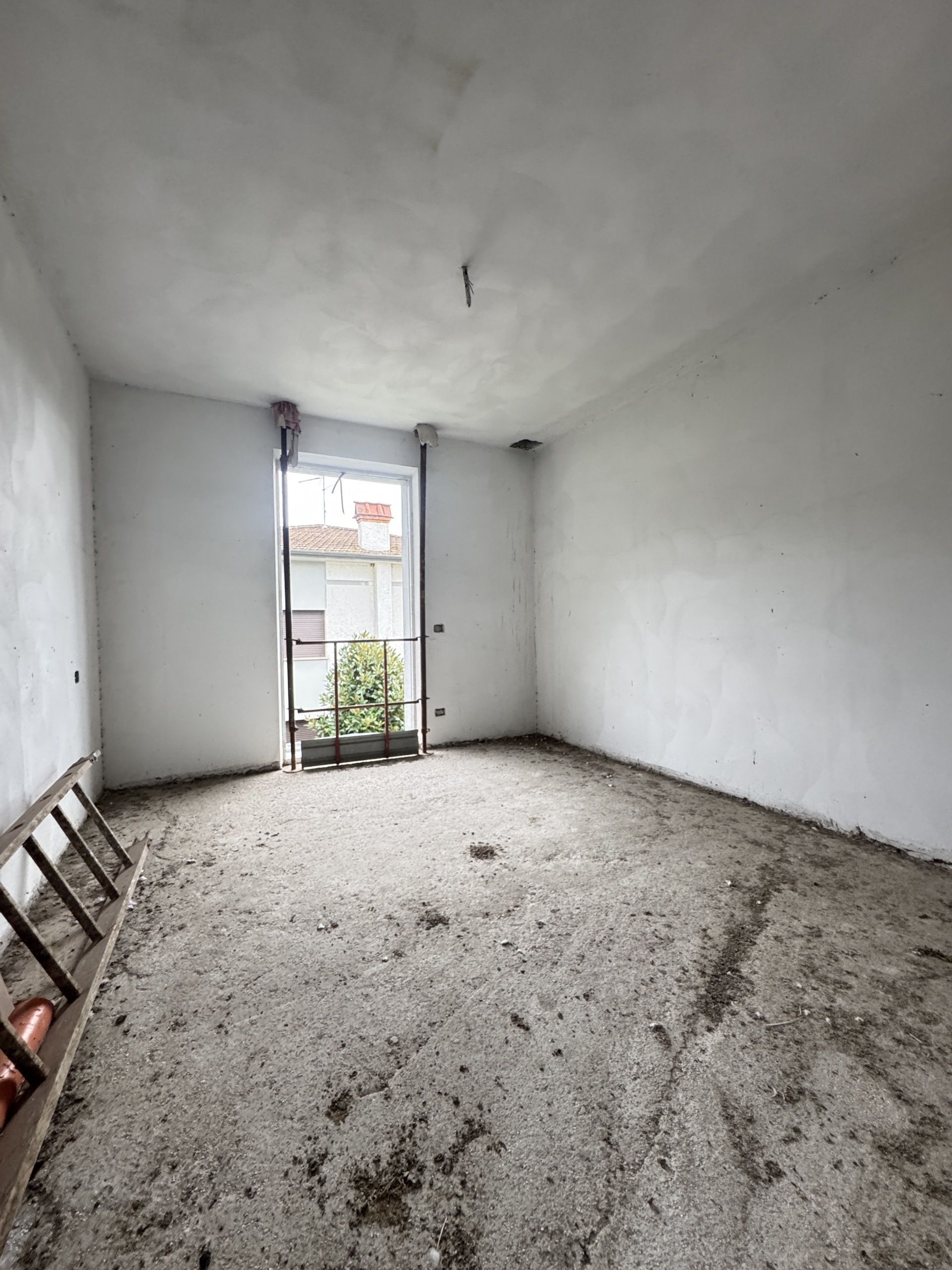 Immagine 30 di Porzione di casa in vendita  a Camaiore