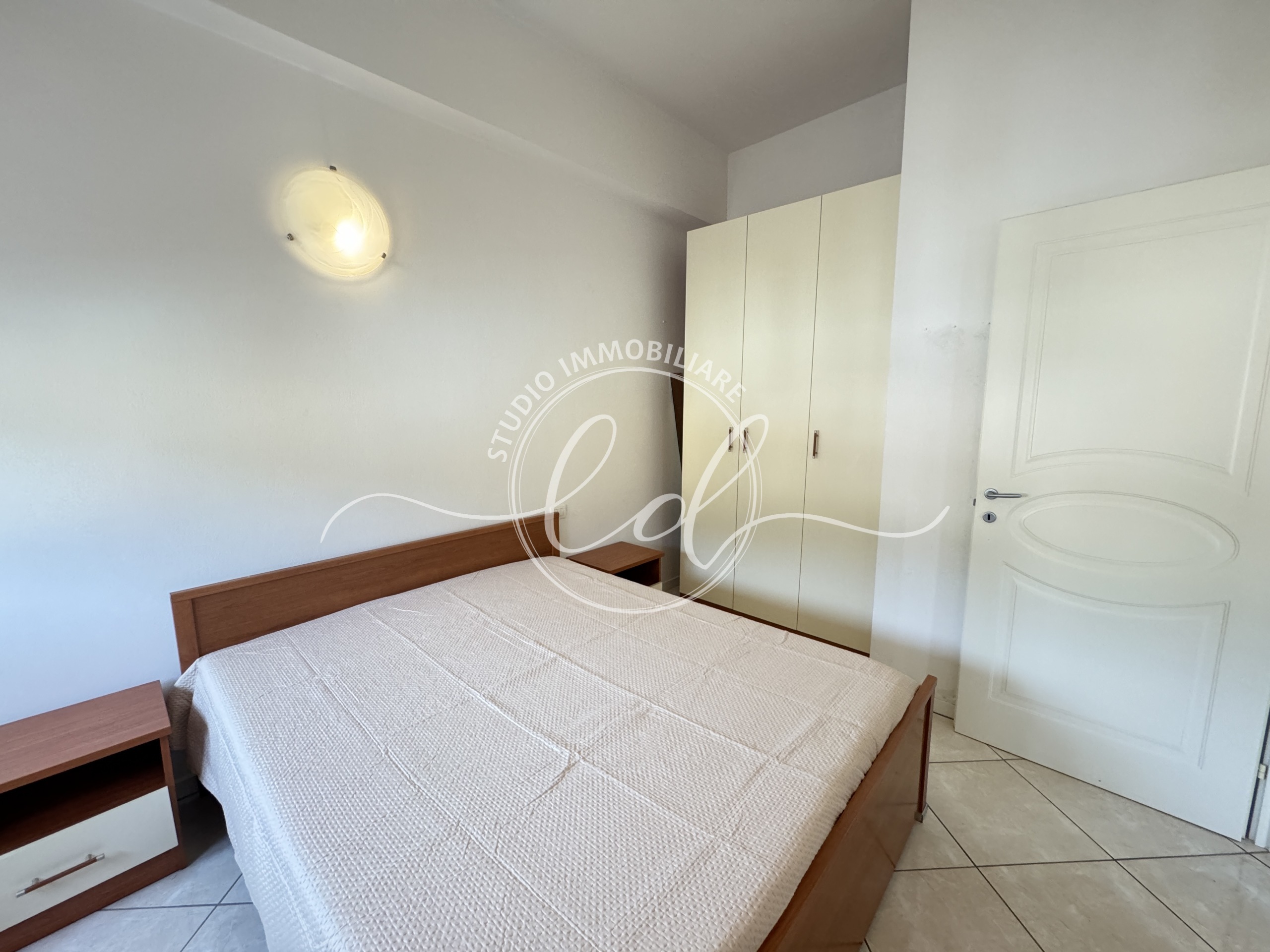 Immagine 11 di Bilocale in vendita  a Pietrasanta