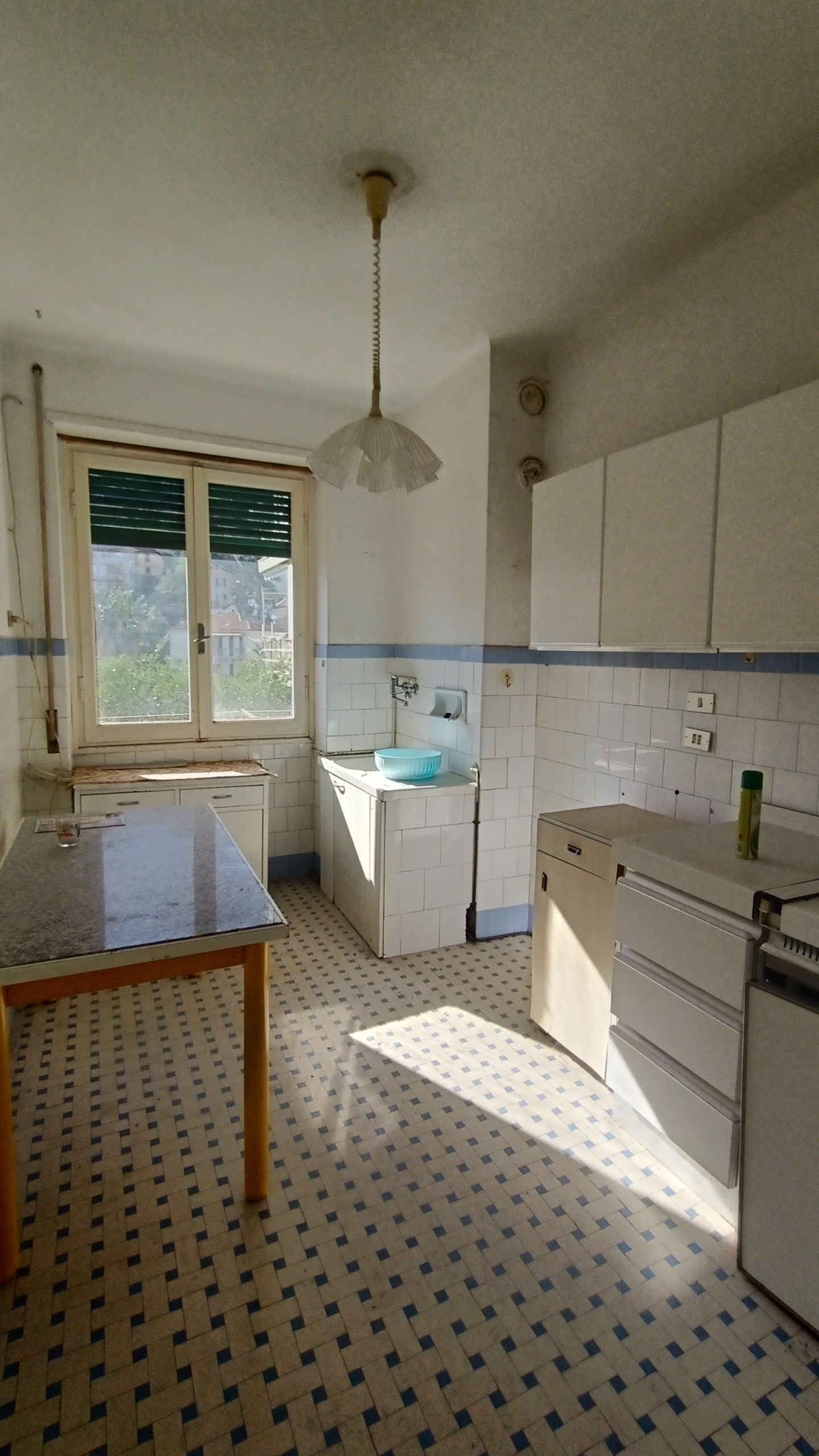 Immagine 8 di Bilocale in vendita  a San Remo