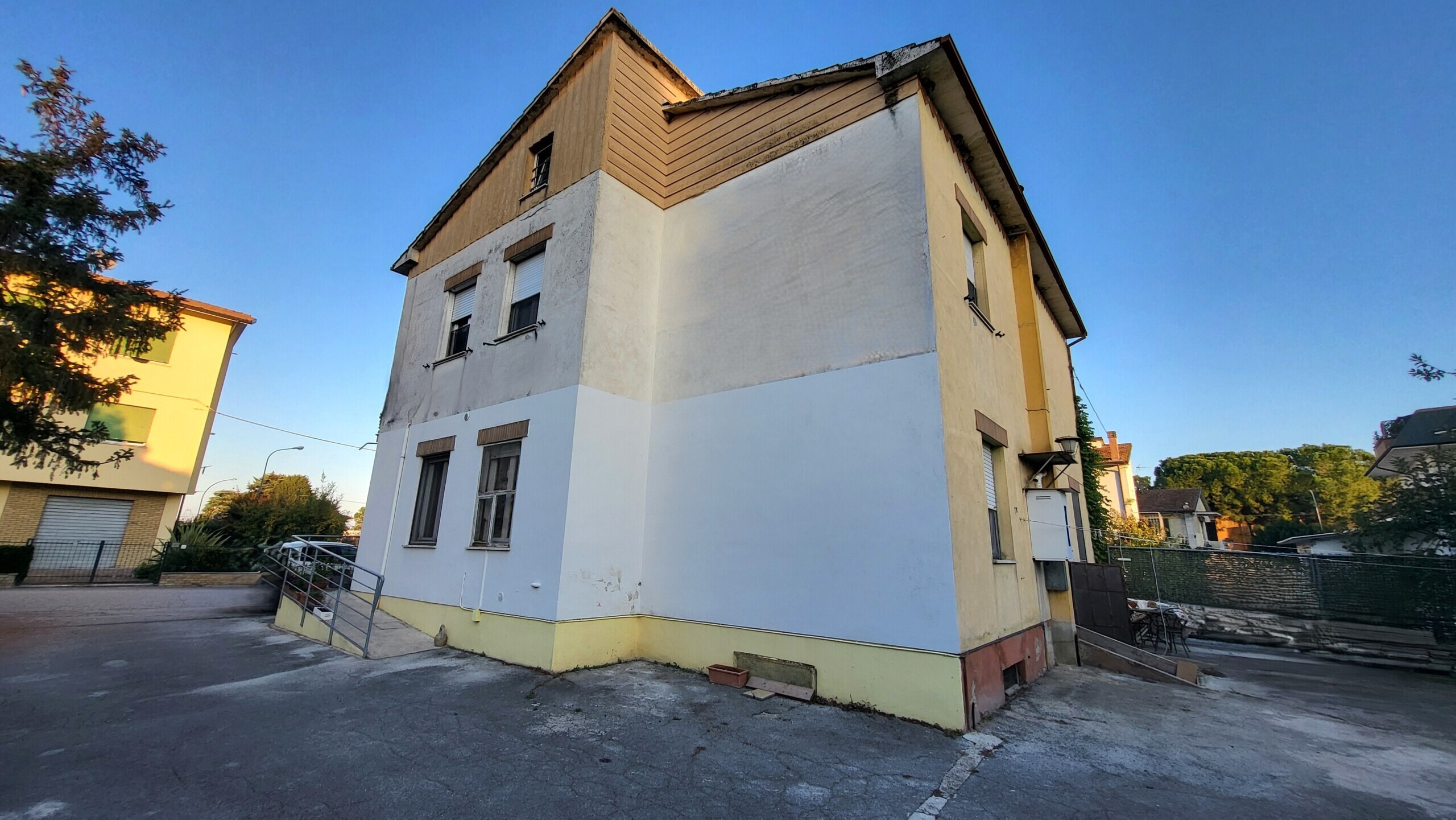 Immagine 2 di Appartamento in vendita  a Ostra