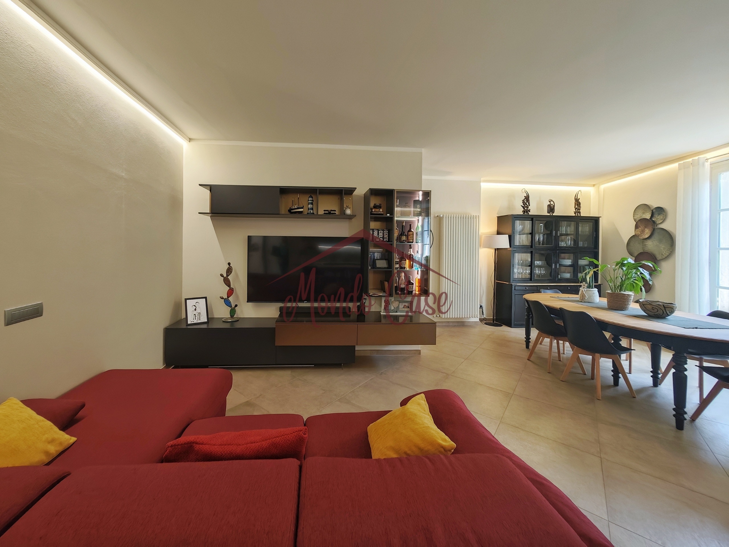 Immagine 6 di Attico in vendita  in Via Bertoloni 2 a Sarzana