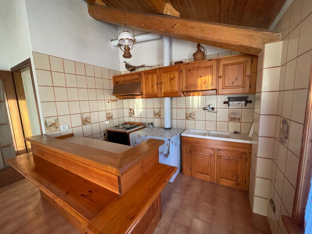 Immagine 3 di Trilocale in vendita  a Terenzo