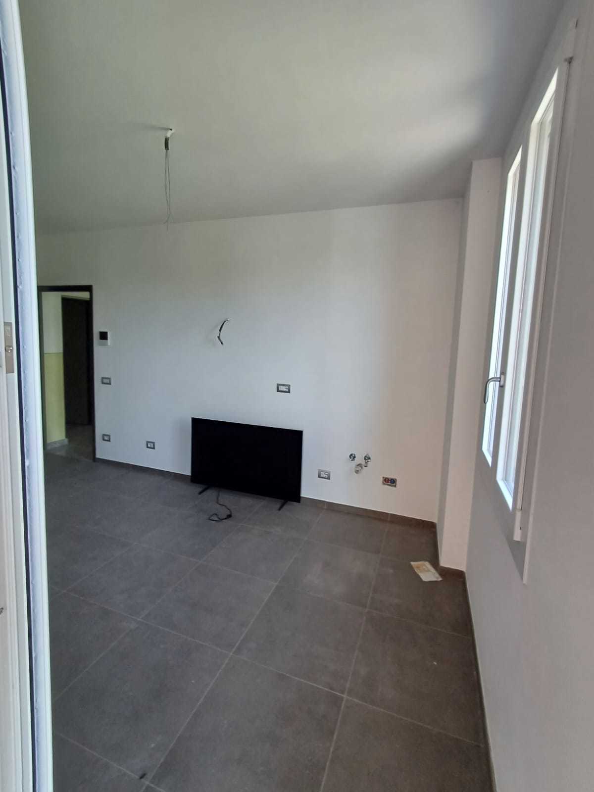 Immagine 14 di Trilocale in vendita  a Medesano