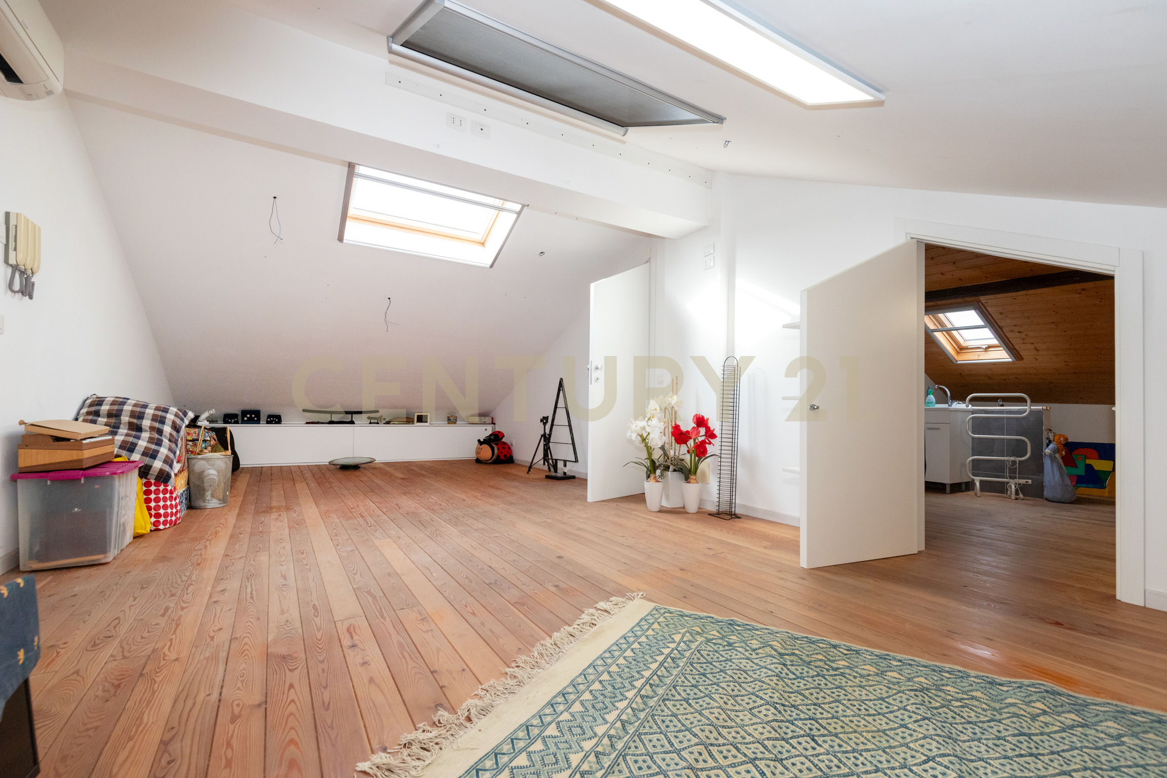 Immagine 54 di Appartamento in vendita  in Via Giovanni Guglielmino 74 a Tremestieri Etneo