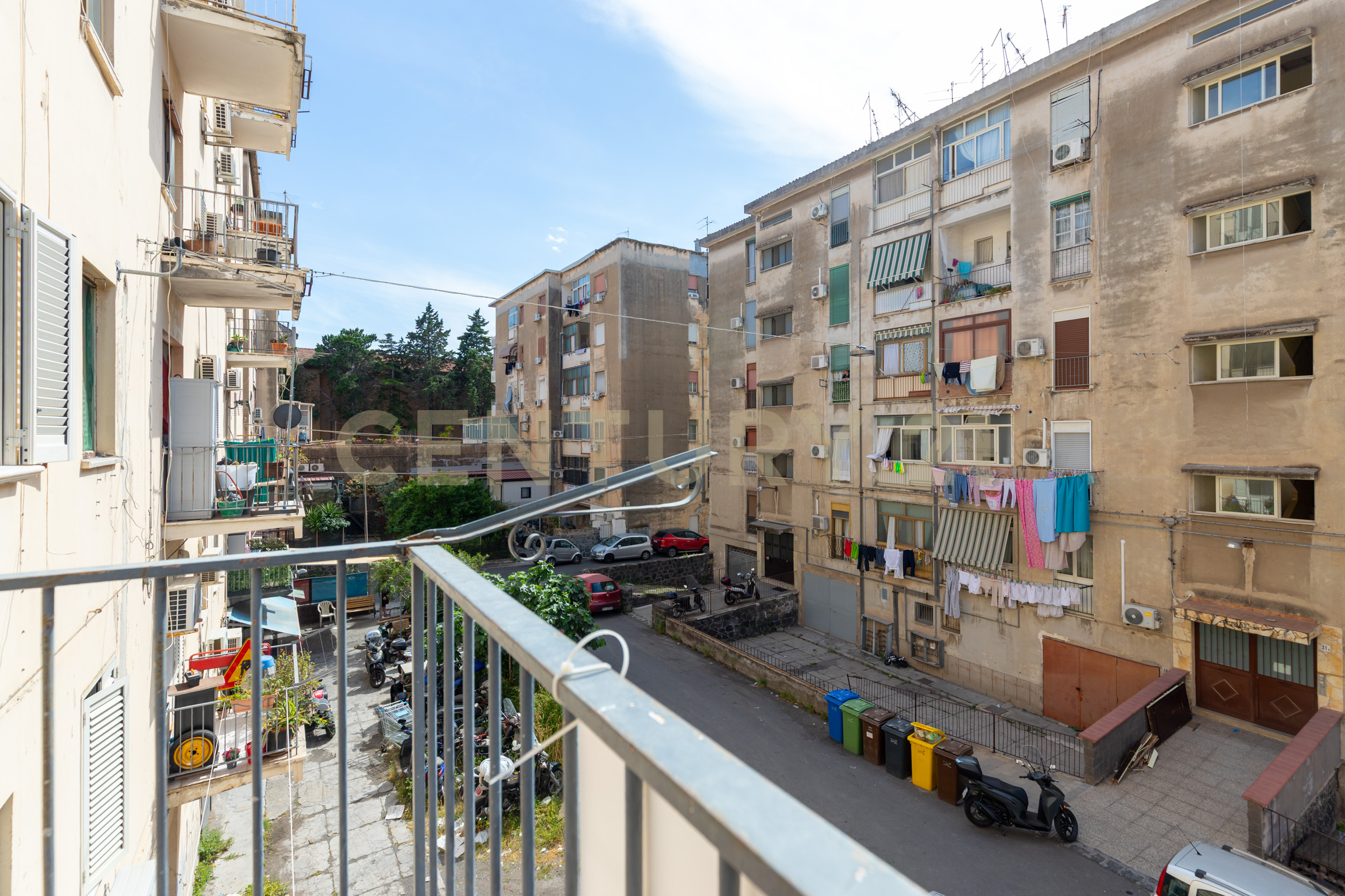 Immagine 16 di Quadrilocale in vendita  in Via dell'Adamello 17 a Catania