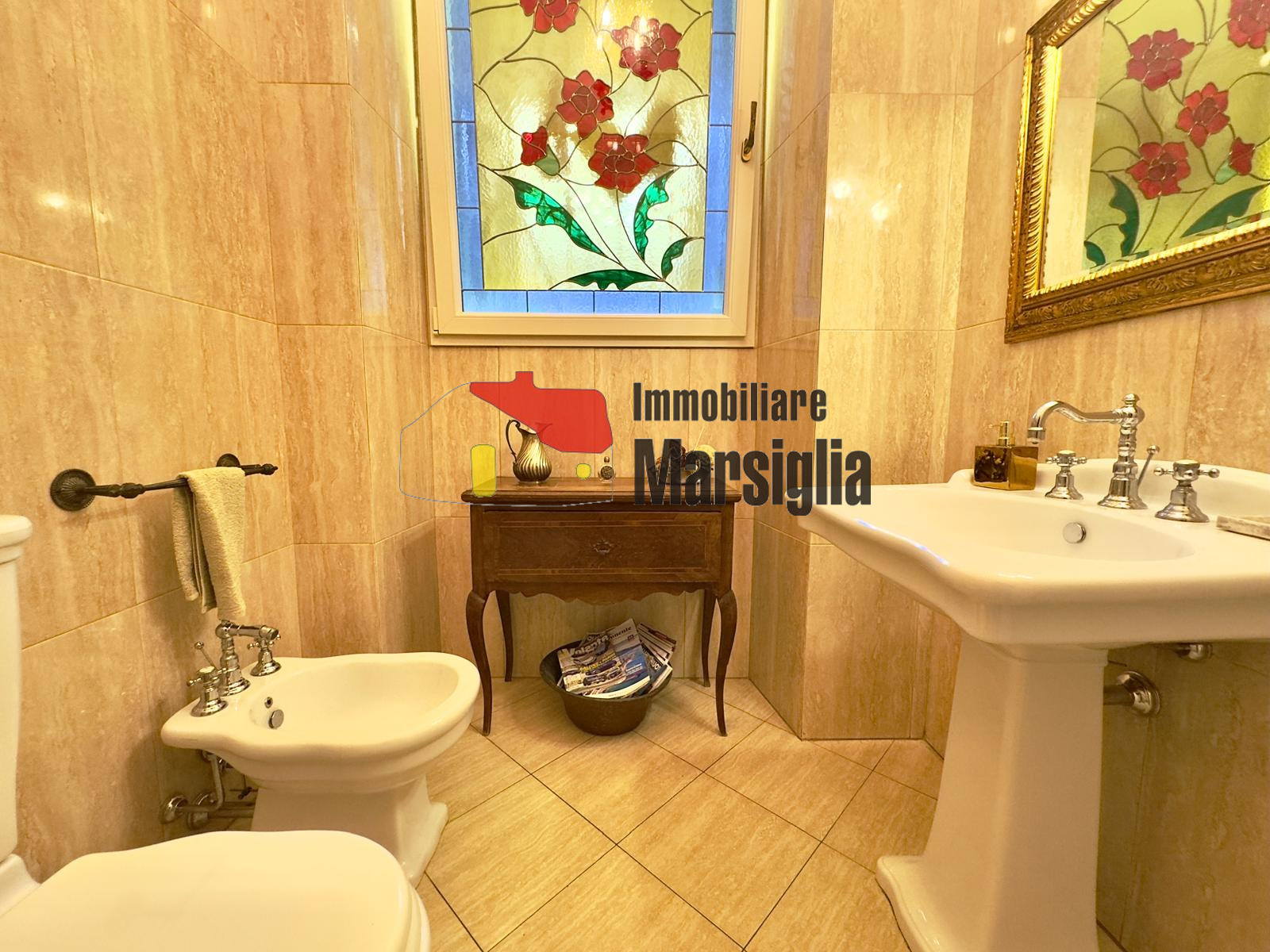 Immagine 27 di Villa in vendita  in Strada Solaro 105 a San Remo