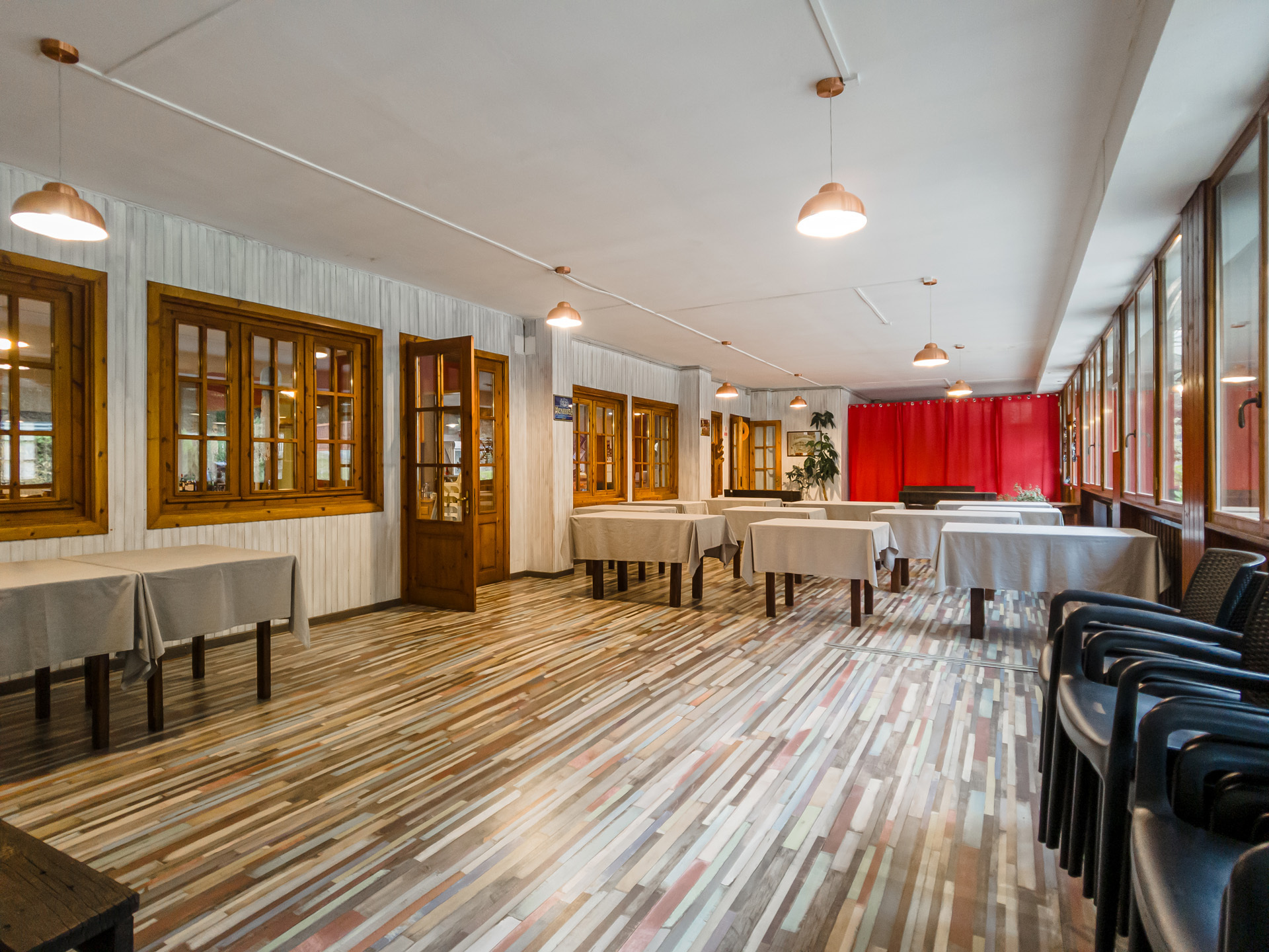 Immagine 1 di Bar / Ristorante in vendita  in Via Losa a Pessinetto