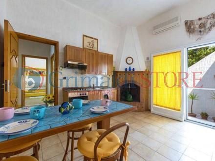 Immagine 4 di Villa in vendita  a Manduria