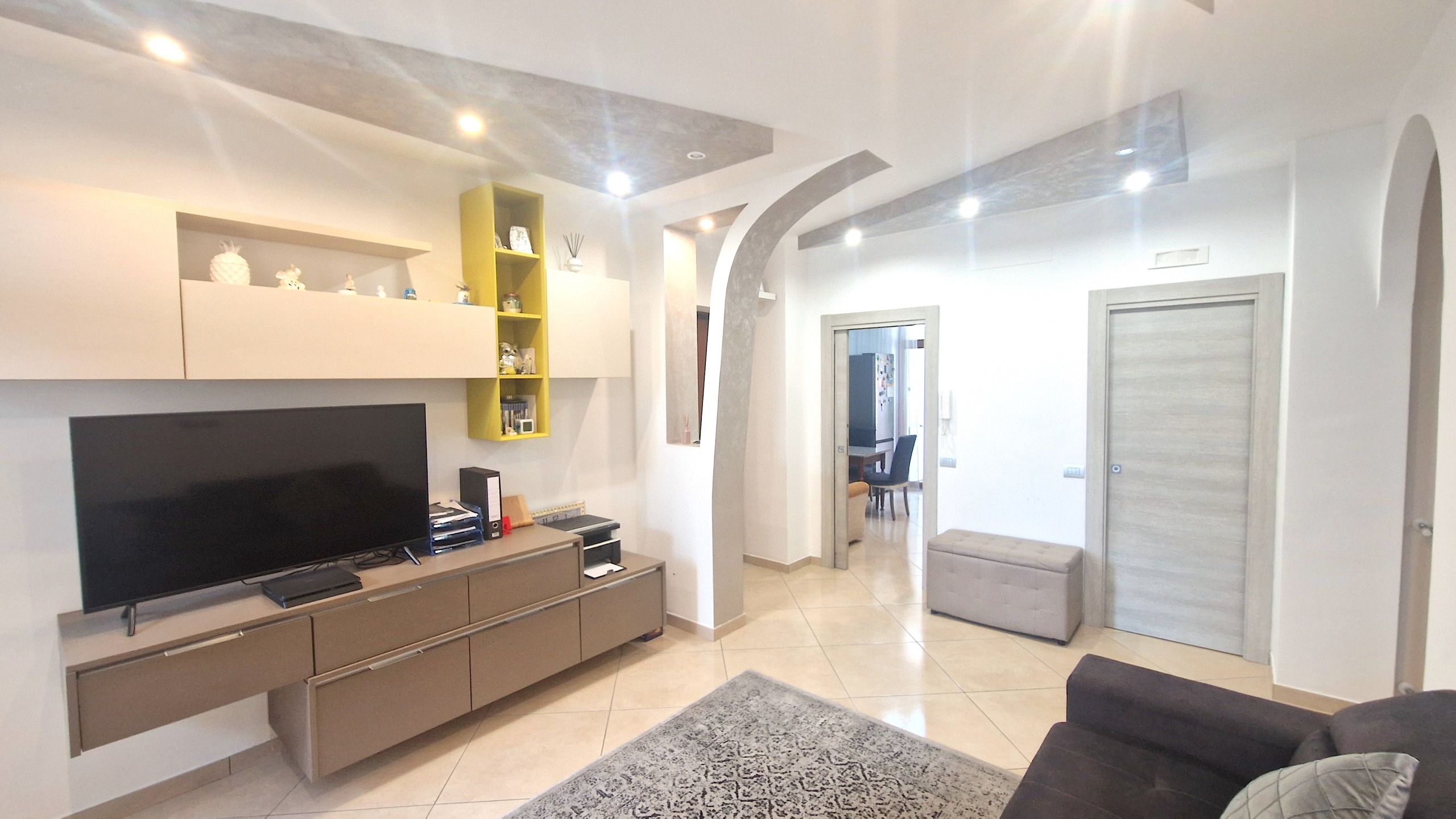 Immagine 6 di Trilocale in vendita  in Piazza Don Luigi Sturzo 4 a Avellino