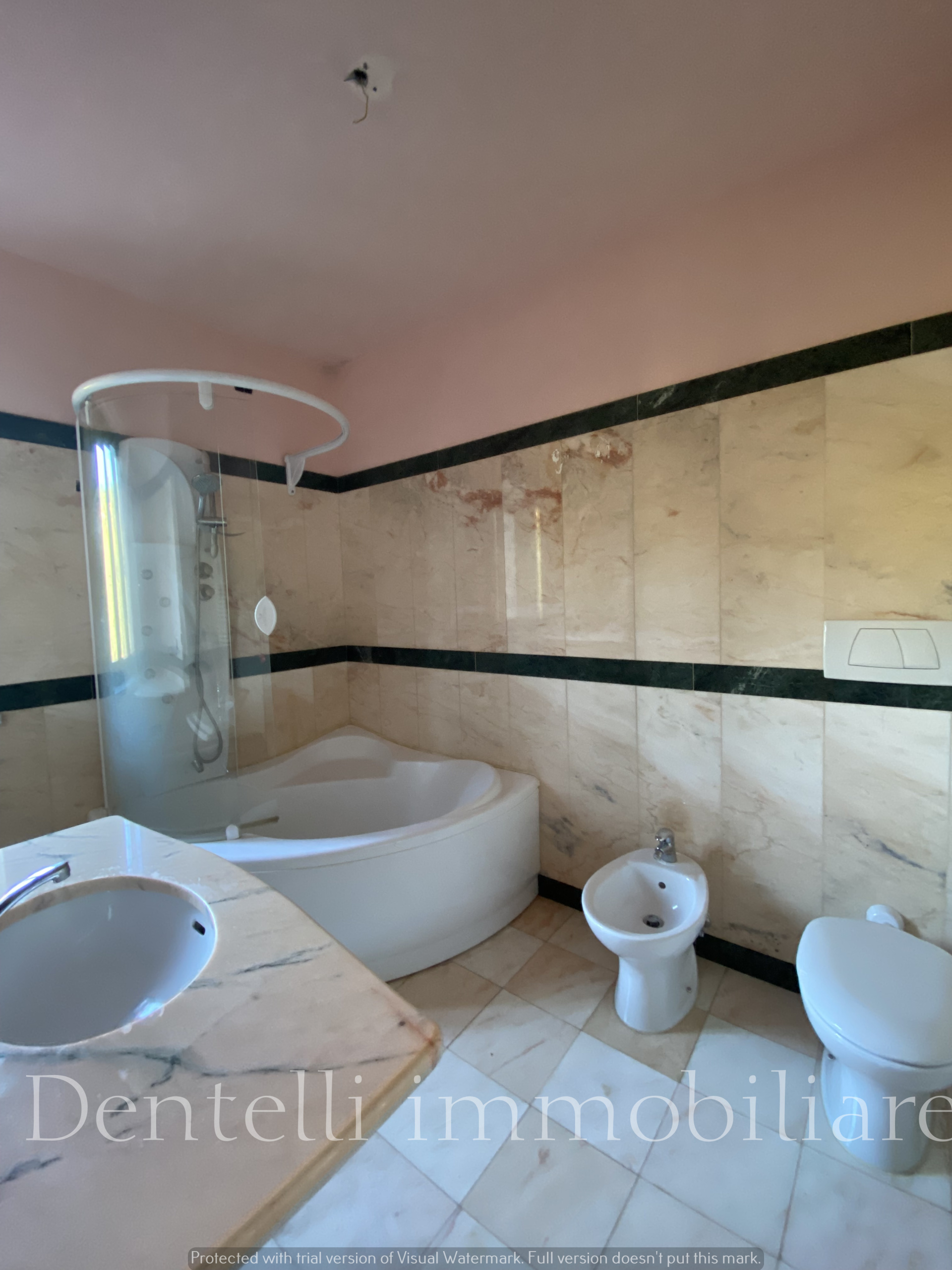 Immagine 10 di Terratetto in vendita  a Sarzana