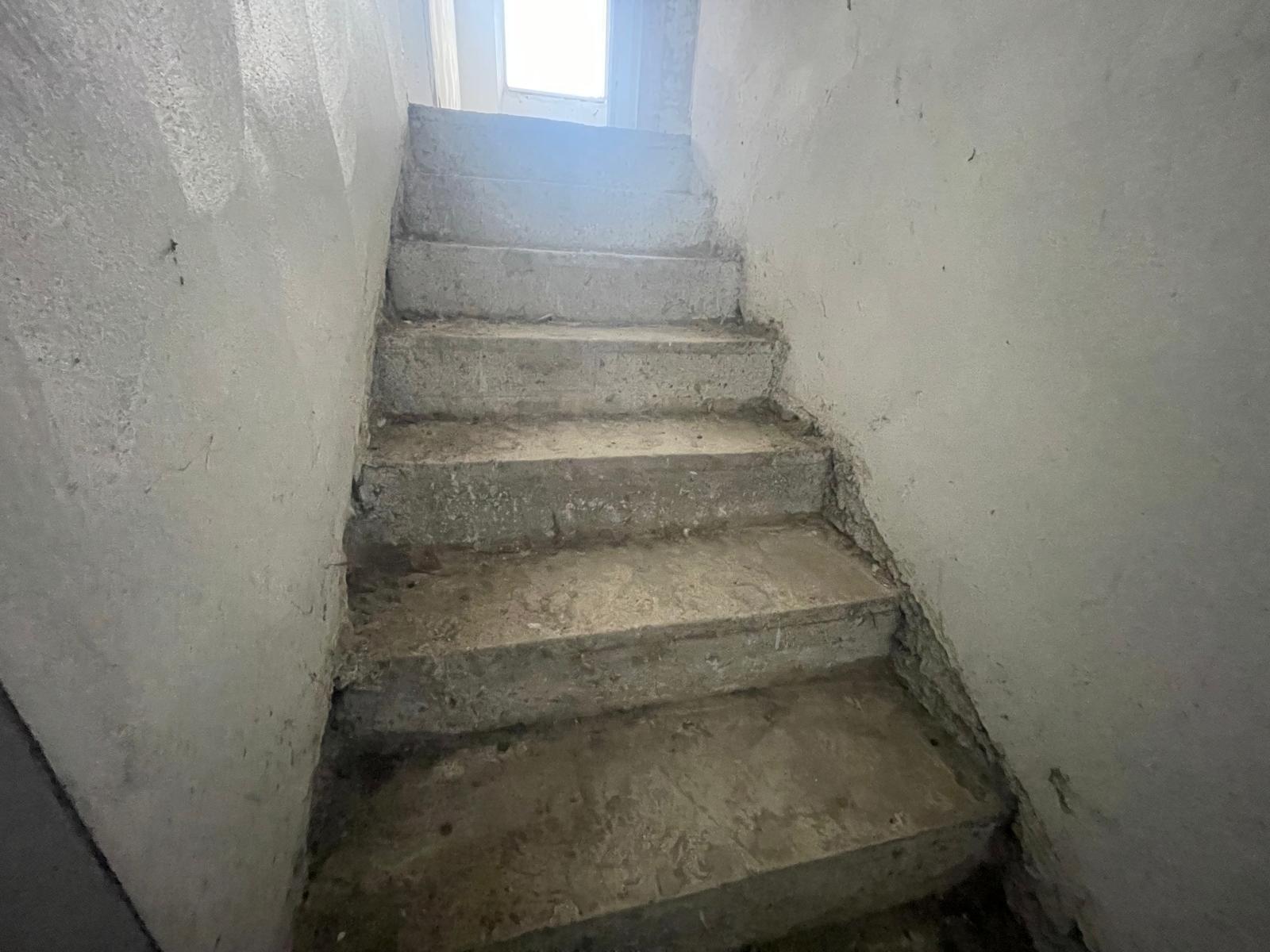 Immagine 26 di Porzione di casa in vendita  a Camaiore