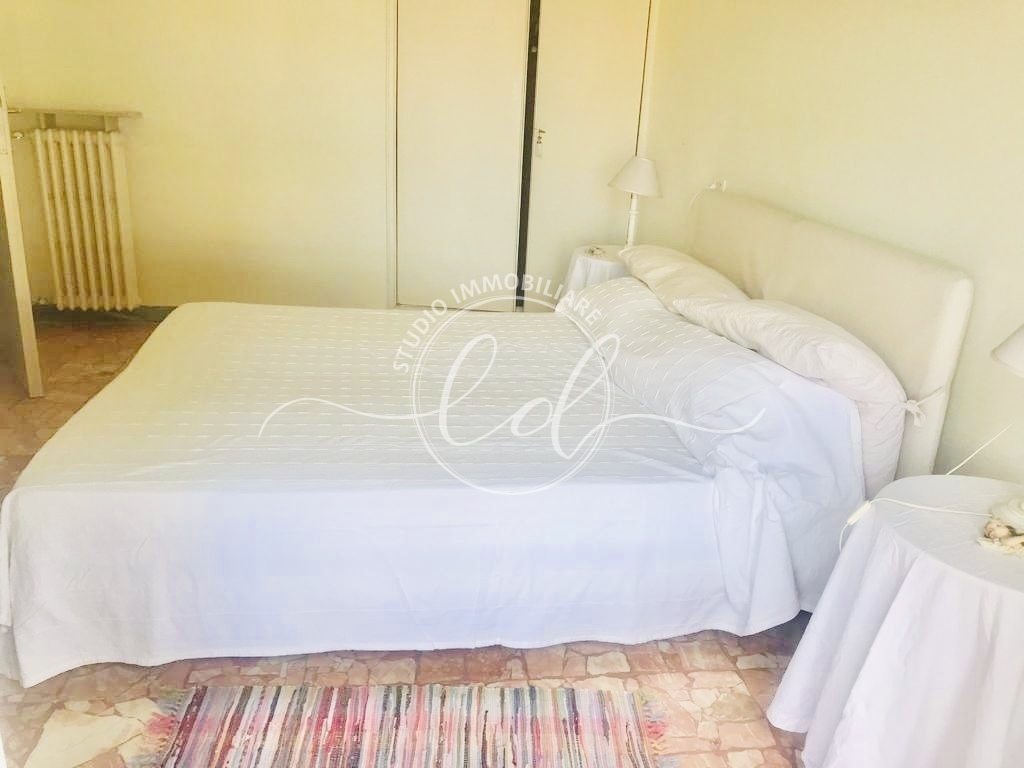 Immagine 19 di Villa in affitto  a Camaiore