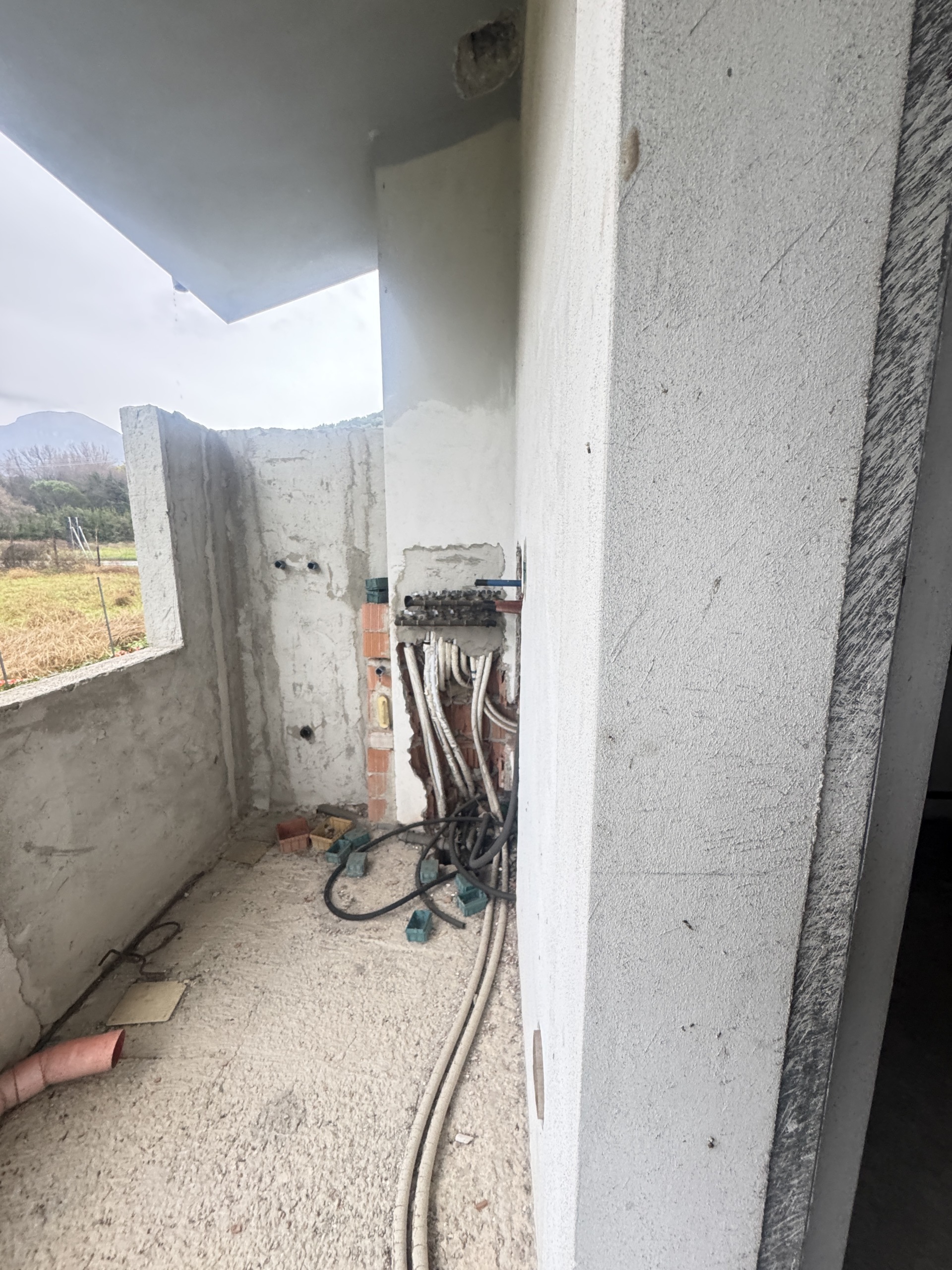 Immagine 13 di Porzione di casa in vendita  a Camaiore