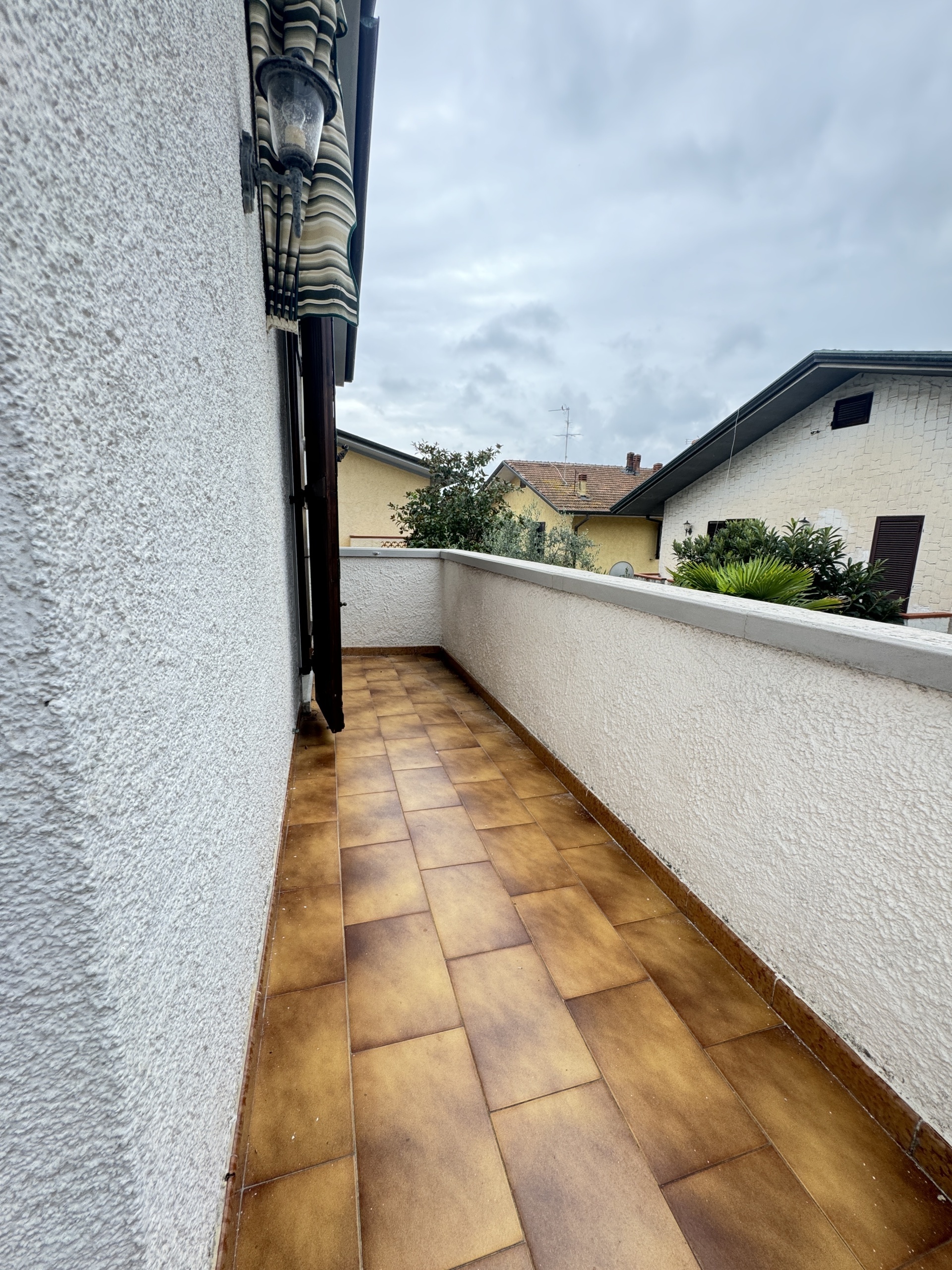 Immagine 42 di Casa indipendente in vendita  a Viareggio