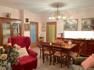 Immagine 7 di Quadrilocale in affitto  a Ascoli Piceno