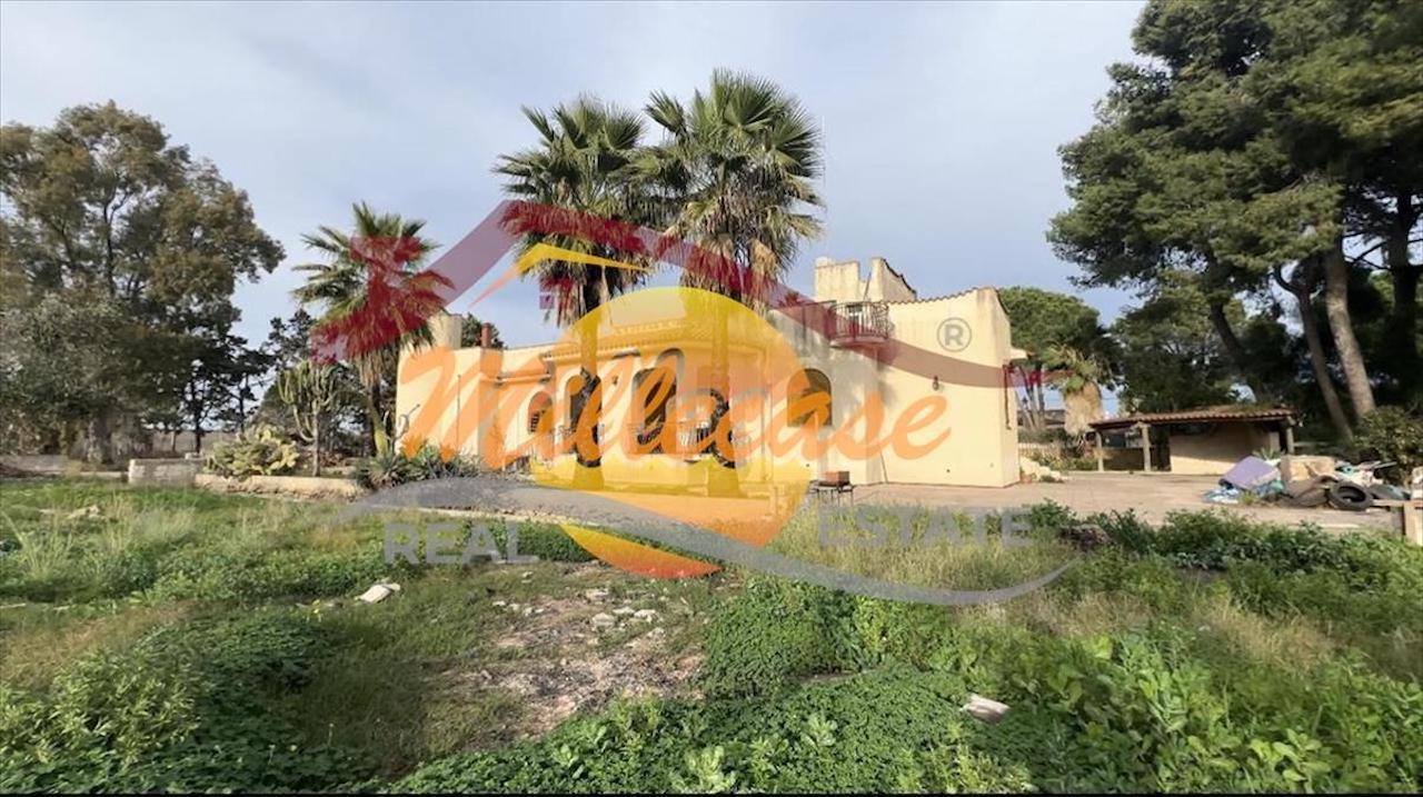 Immagine 1 di Casa bifamiliare in vendita  in Via Blanco a Siracusa