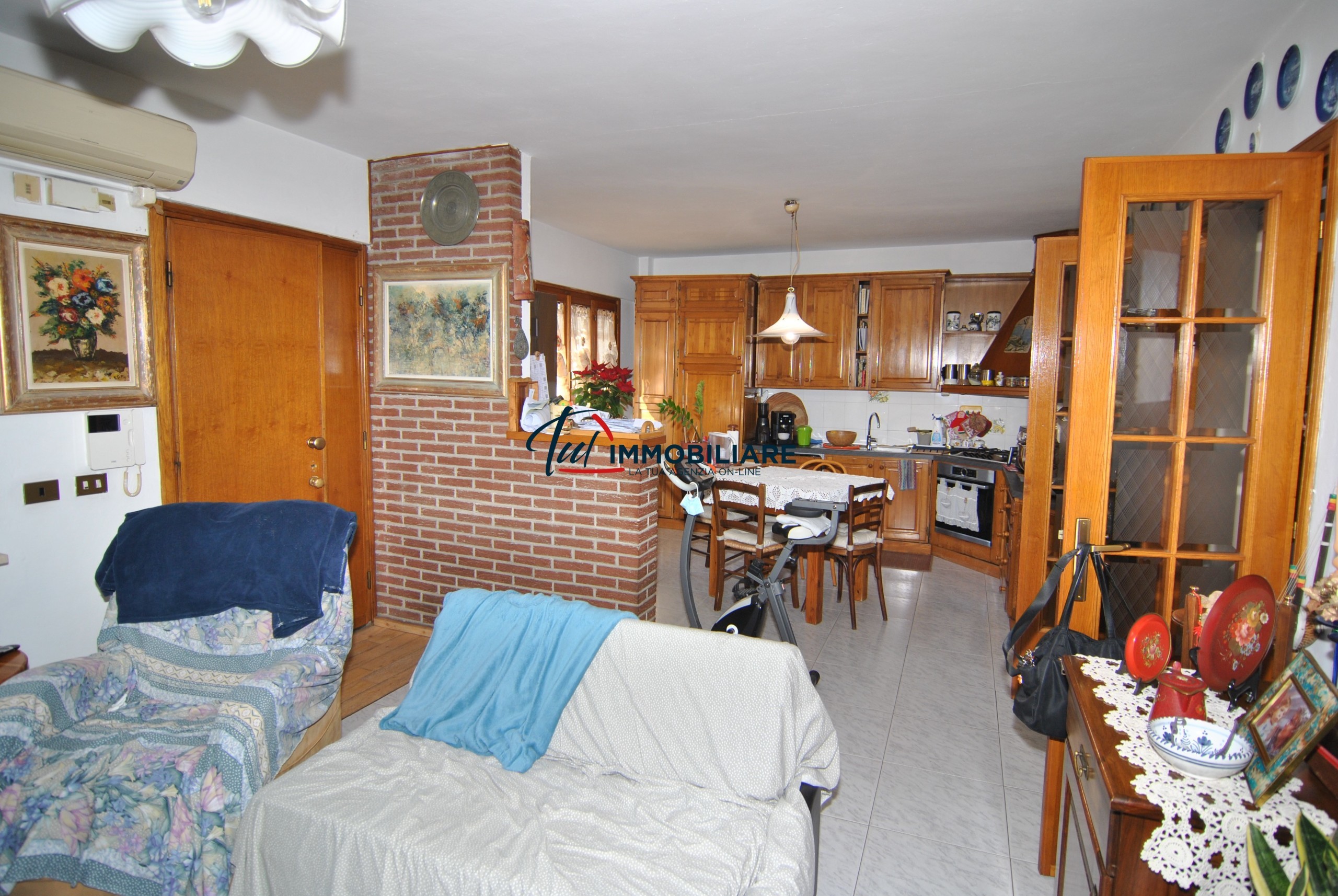 Immagine 7 di Casa bifamiliare in vendita  in Via F. Rontini 10 a Livorno