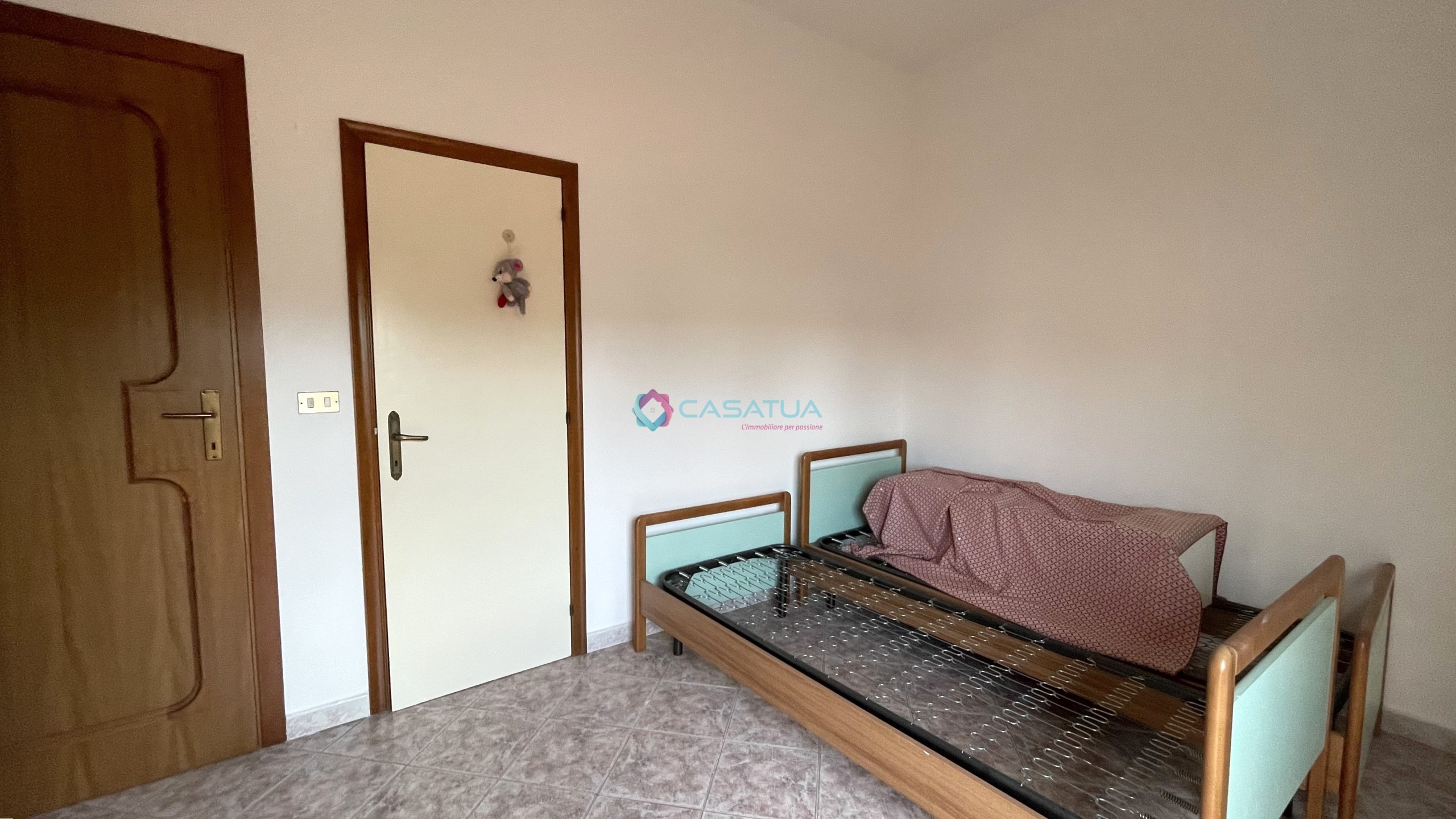 Immagine 17 di Trilocale in vendita  a Pineto