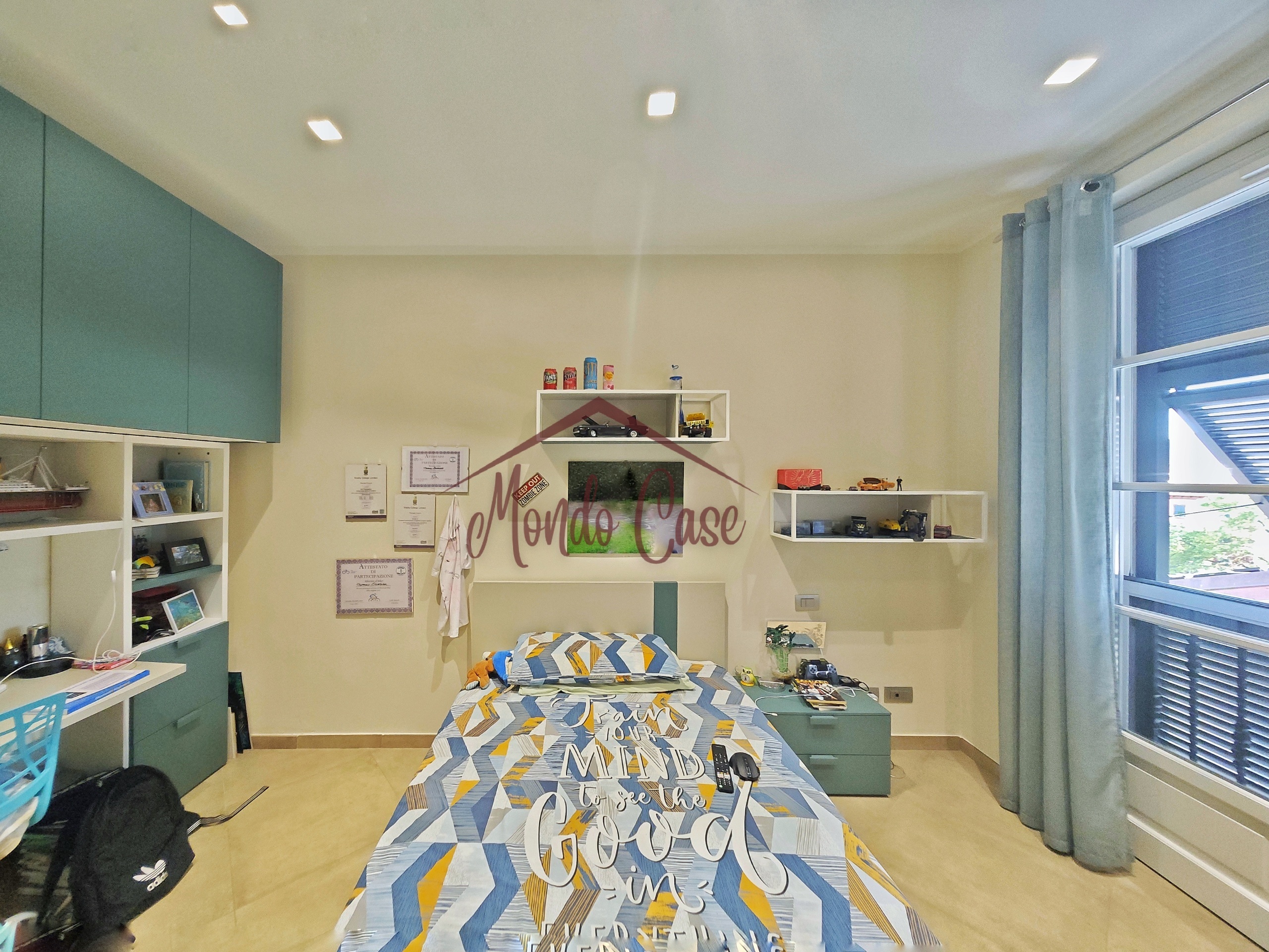 Immagine 46 di Attico in vendita  in Via Bertoloni 2 a Sarzana