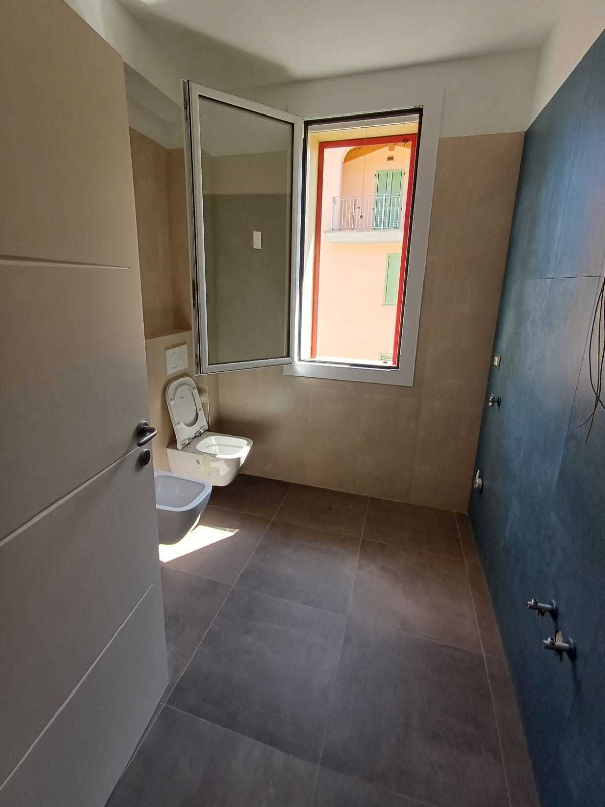 Immagine 15 di Trilocale in vendita  a Medesano