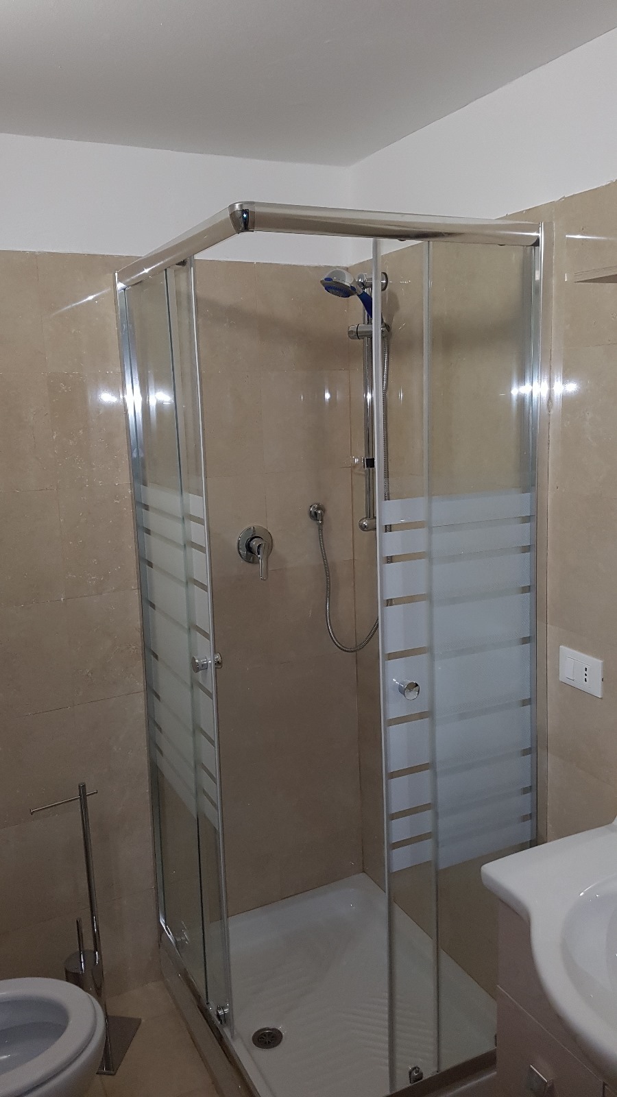 Immagine 19 di Palazzo in vendita  a Torino