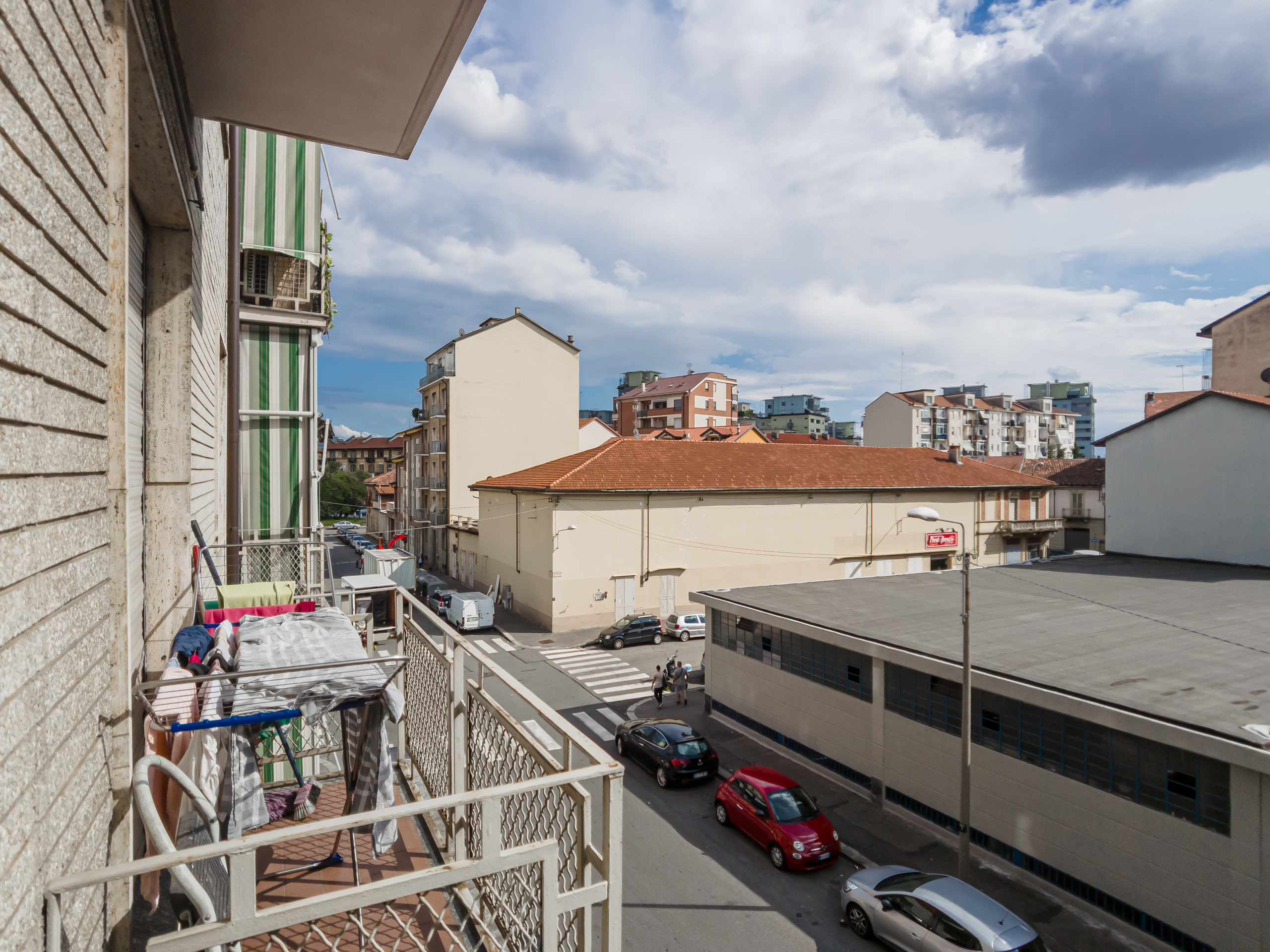 Immagine 15 di Bilocale in vendita  in Via Luigi Goytre a Torino