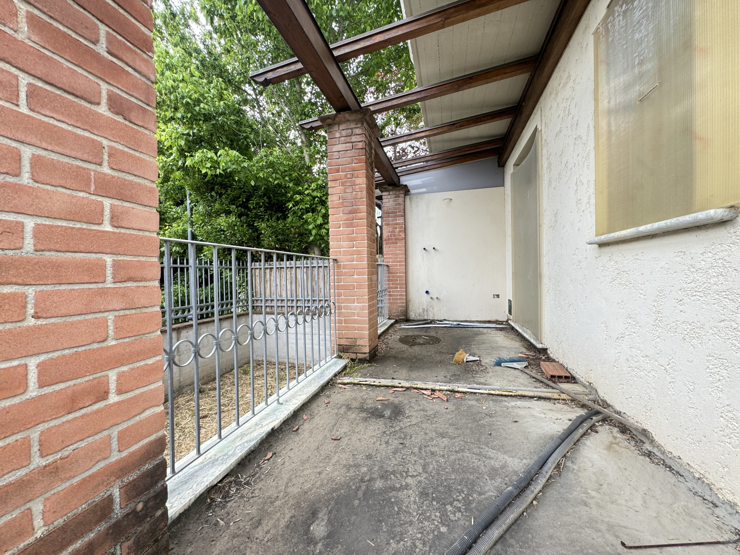 Immagine 8 di Porzione di casa in vendita  a Seravezza