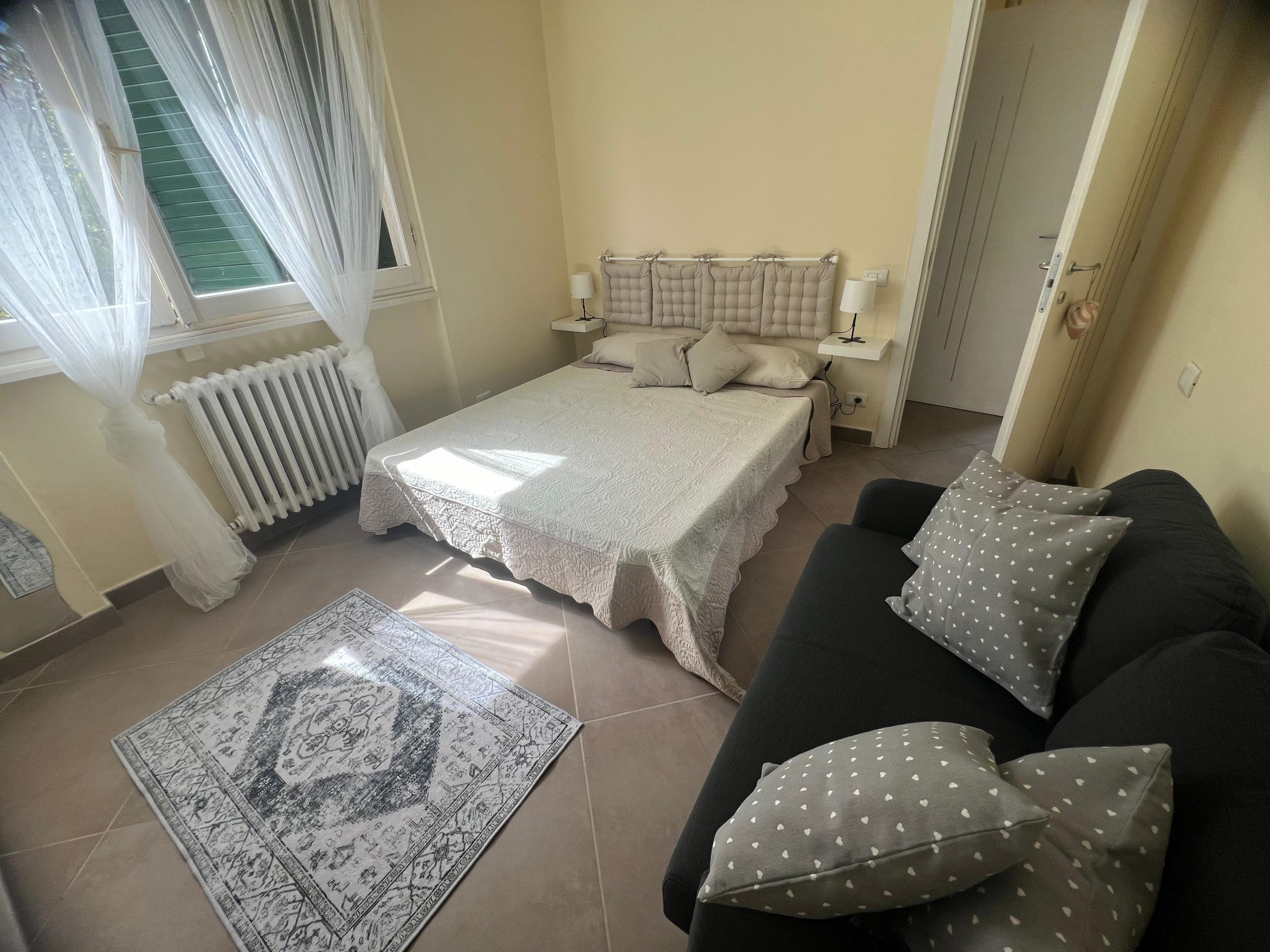 Immagine 13 di Porzione di casa in affitto  a Seravezza