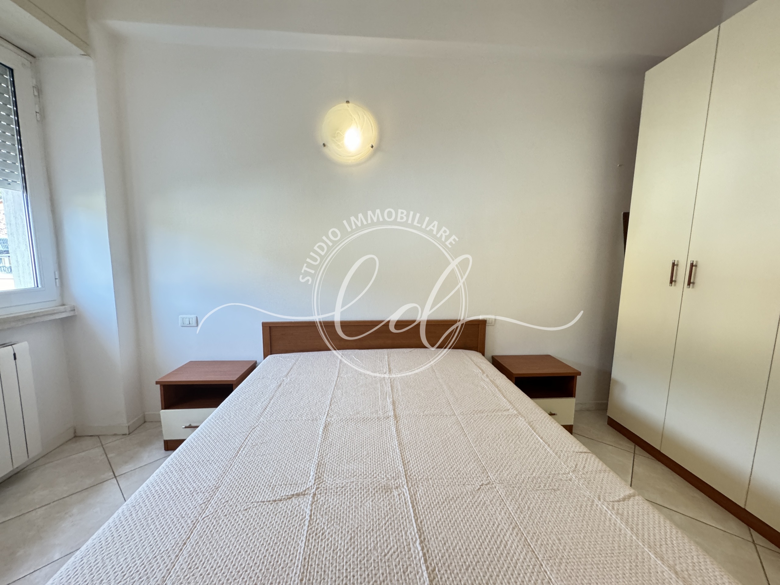 Immagine 10 di Bilocale in vendita  a Pietrasanta