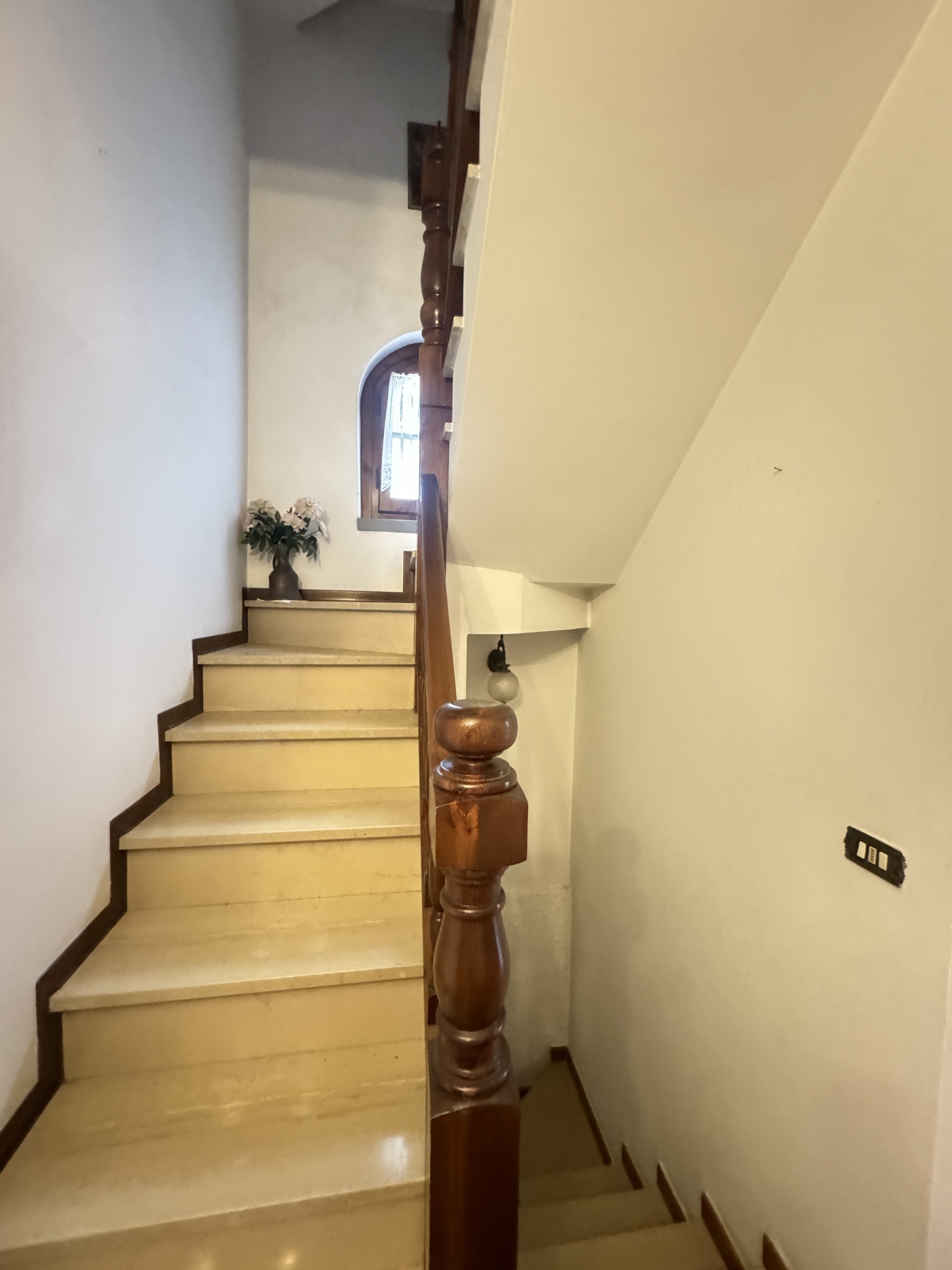 Immagine 36 di Casa indipendente in vendita  a Viareggio