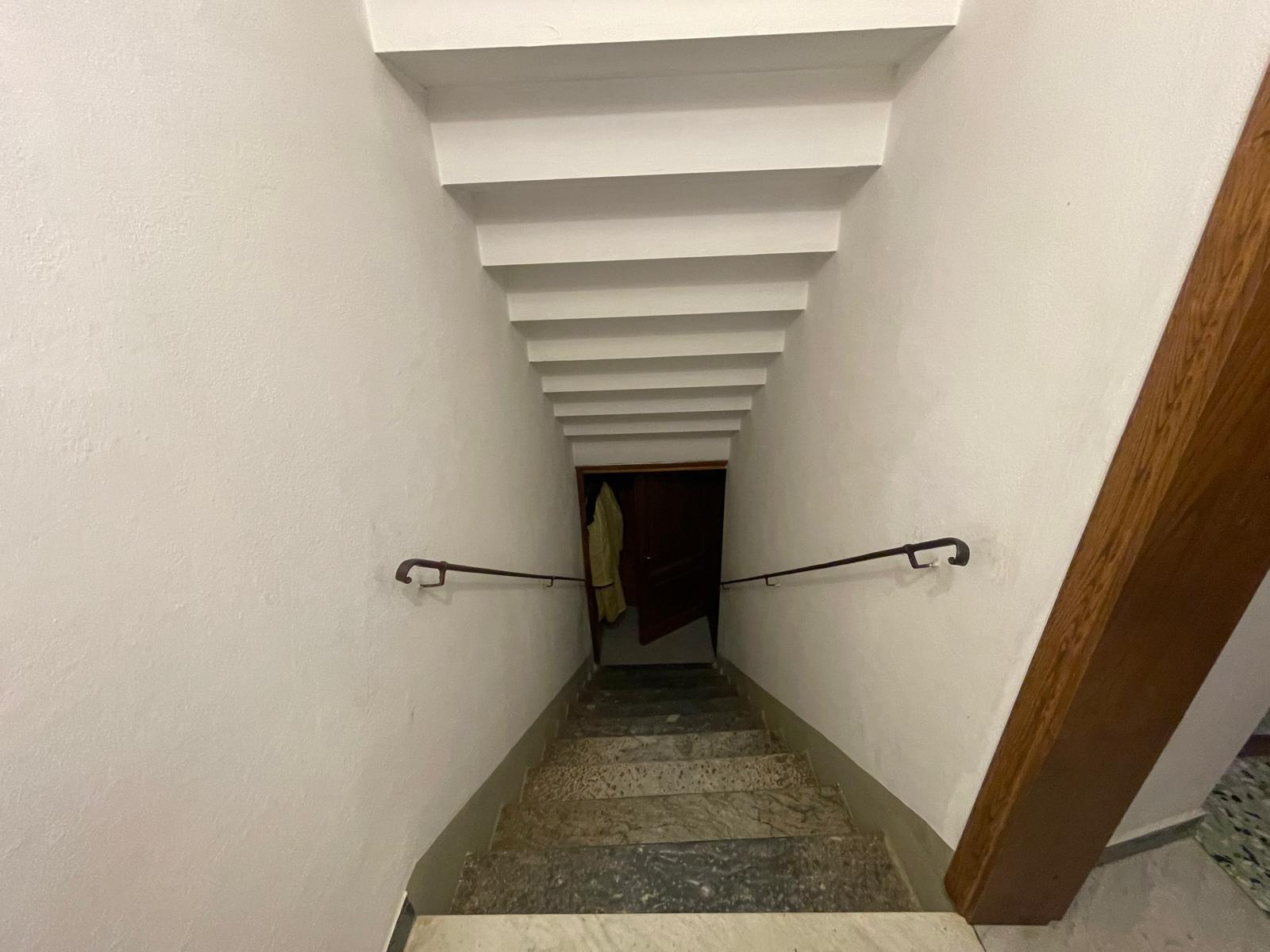 Immagine 48 di Porzione di casa in vendita  a Pietrasanta