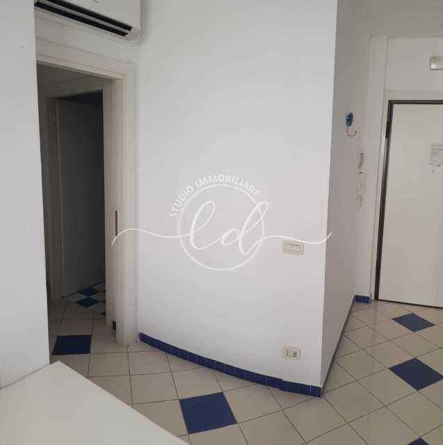 Immagine 4 di Quadrilocale in affitto  a Pietrasanta