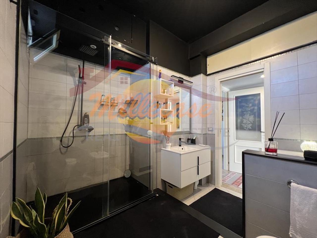 Immagine 10 di Trilocale in vendita  in VIA ISONZO a Siracusa